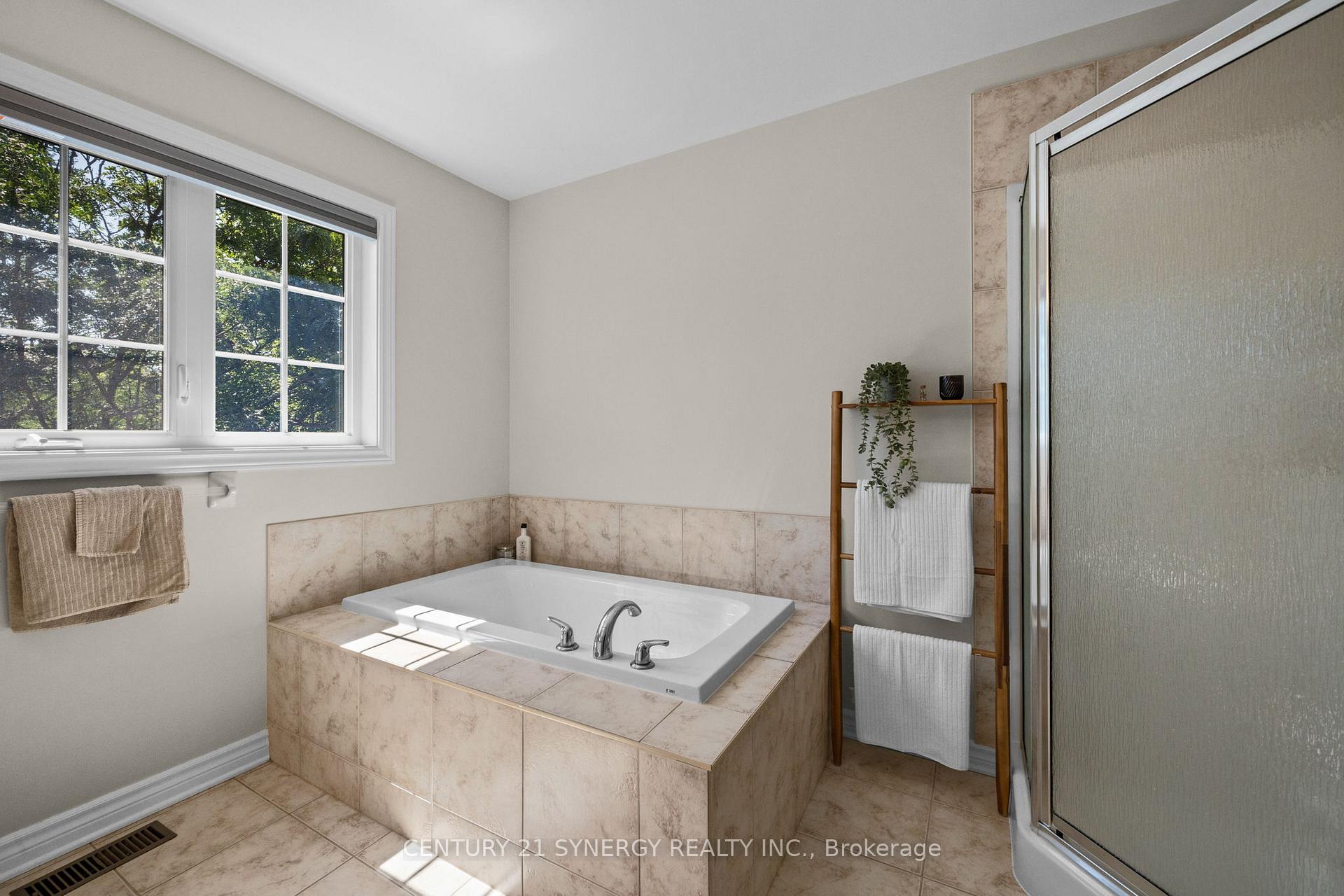 Photo 22 of 512 Cherokee Way, Ottawa, Stittsville (North) — HOMEH