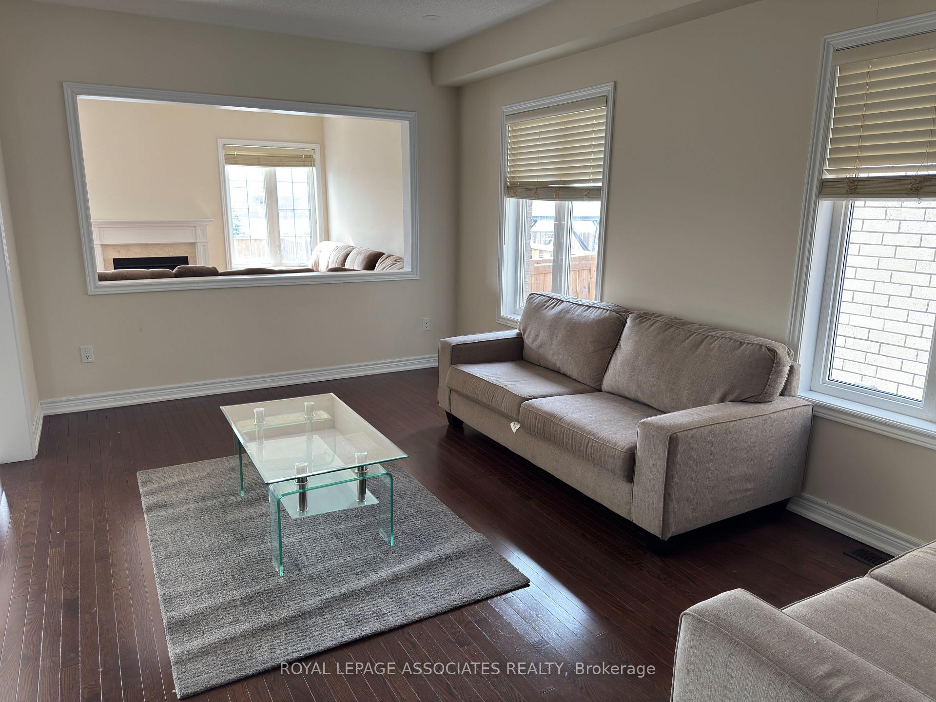 Photo 5 of Unit Upper Lv, 75 Meltwater Crescent, Brampton, Bram East — HOMEH