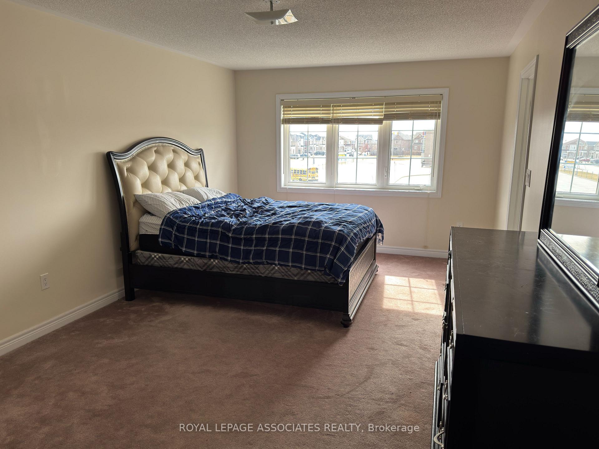Photo 9 of Unit Upper Lv, 75 Meltwater Crescent, Brampton, Bram East — HOMEH