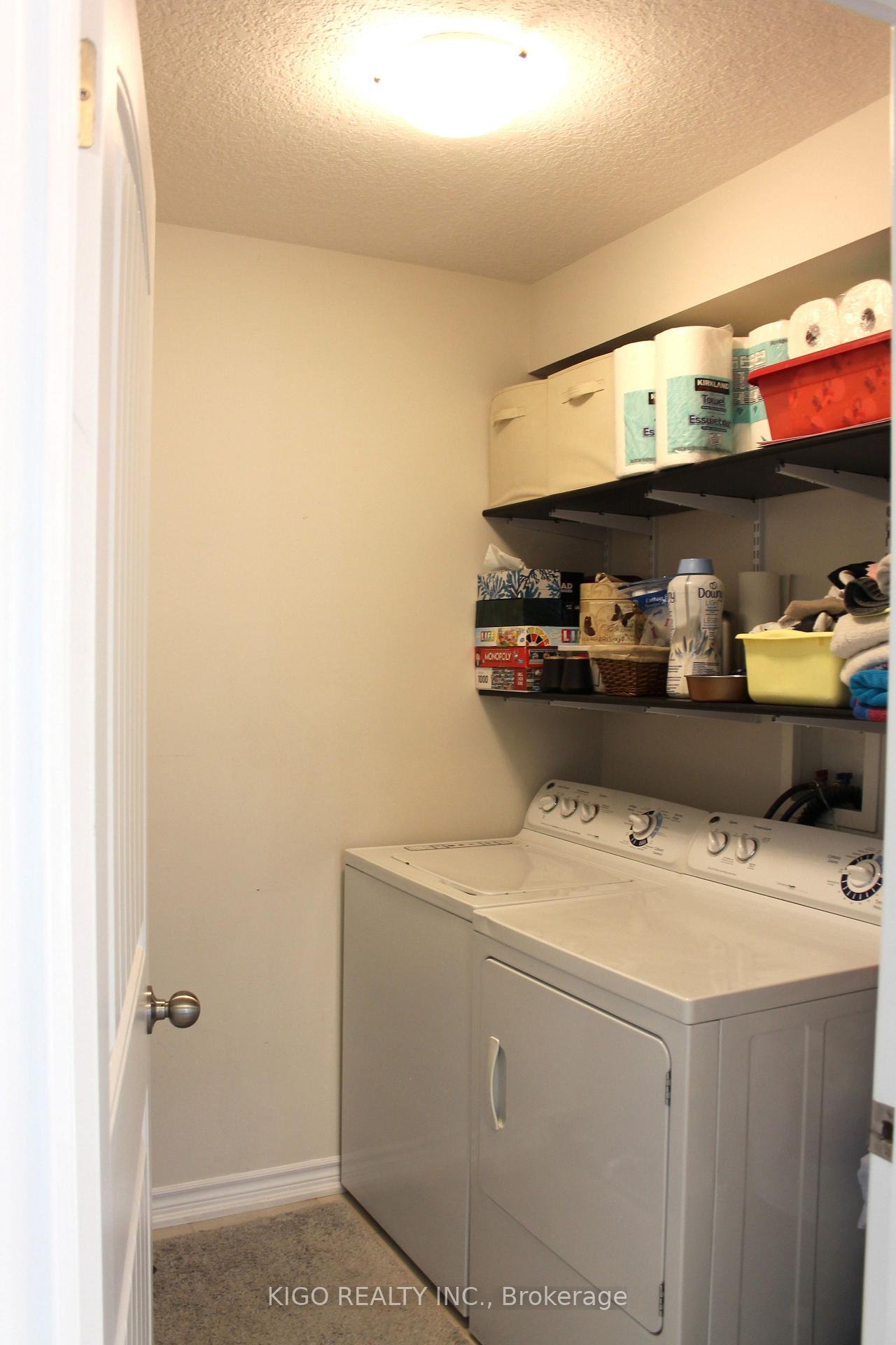 Photo 9 of Unit 21, 12 Poplar Drive, Cambridge, Silver Heights — HOMEH