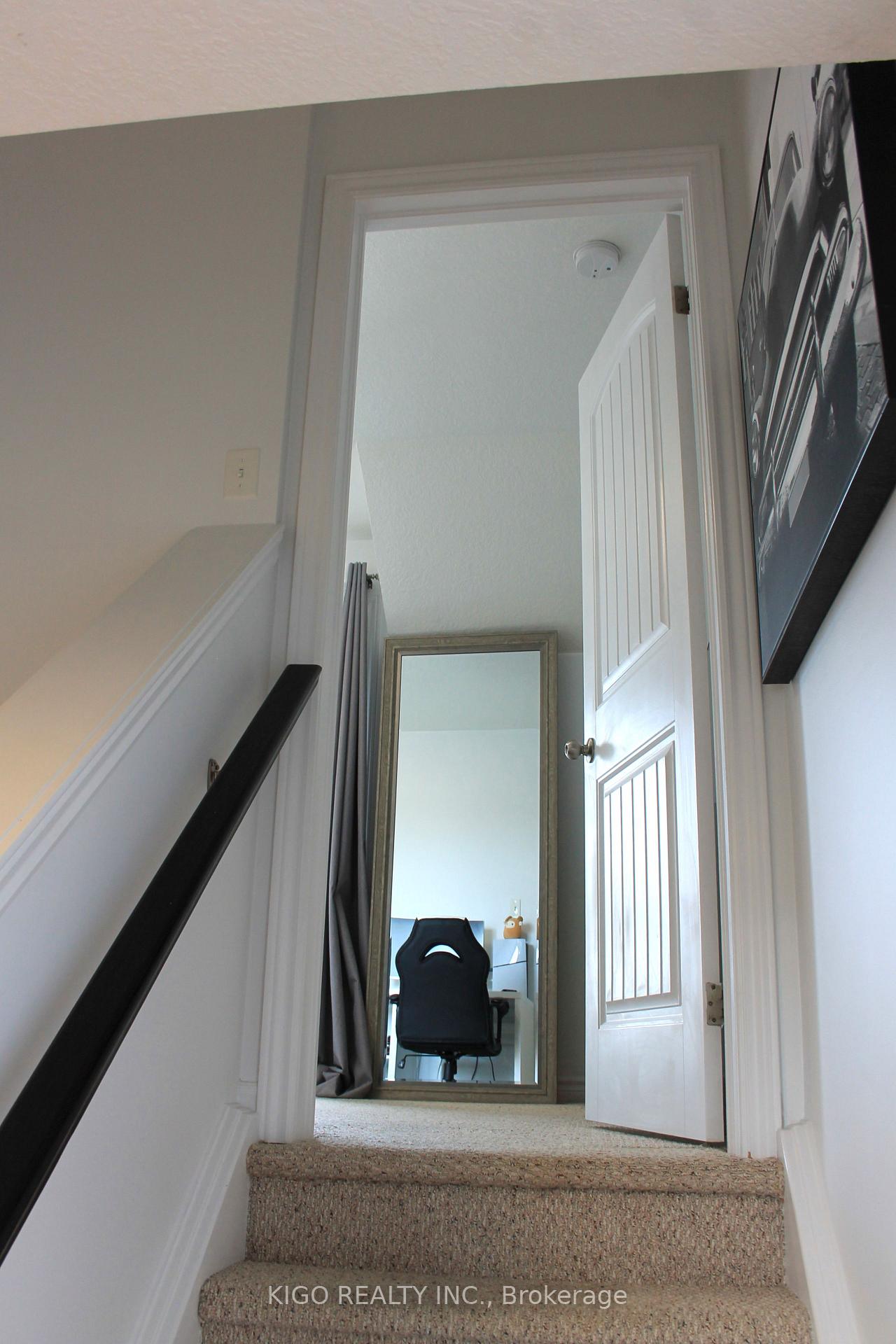 Photo 20 of Unit 21, 12 Poplar Drive, Cambridge, Silver Heights — HOMEH