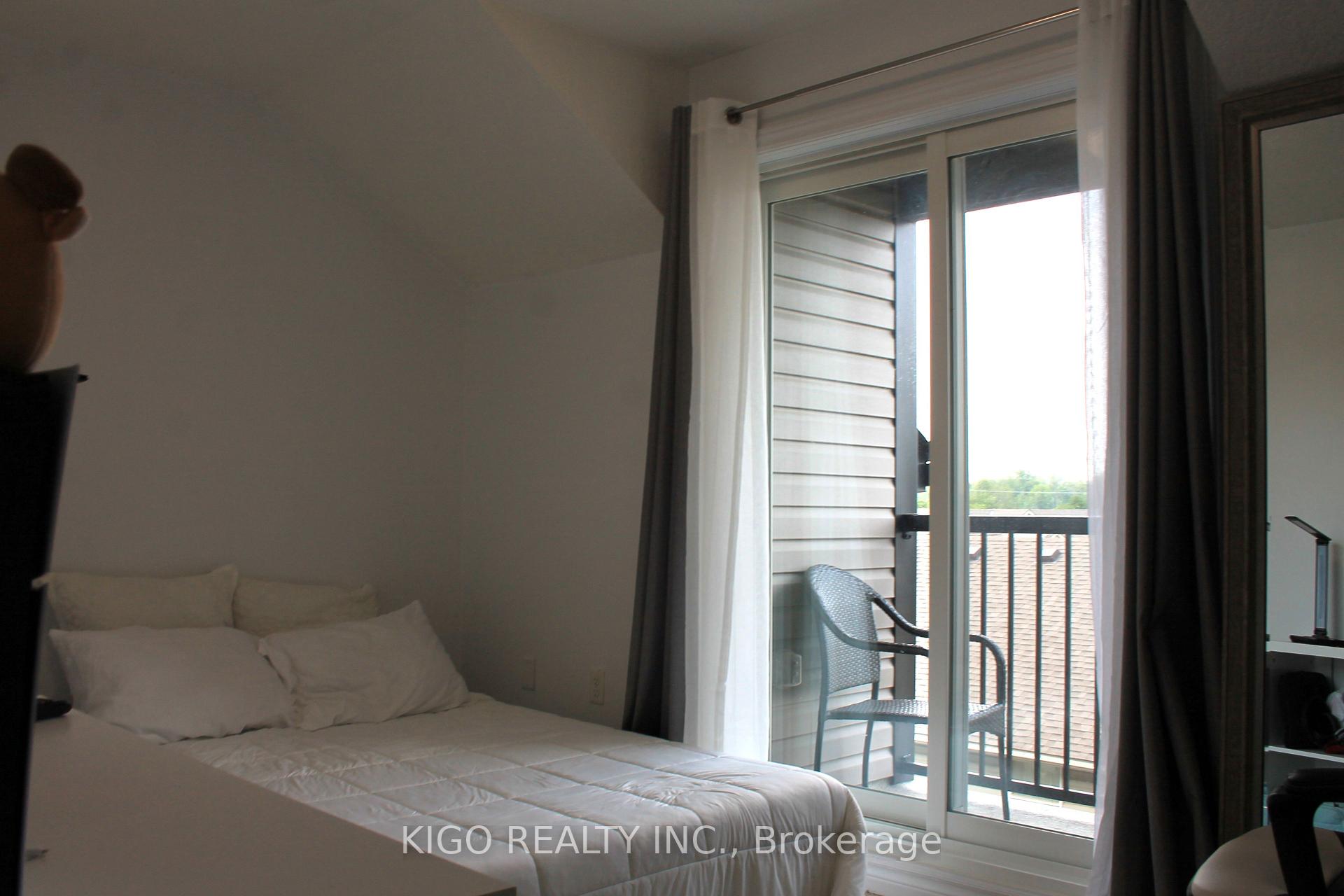 Photo 21 of Unit 21, 12 Poplar Drive, Cambridge, Silver Heights — HOMEH