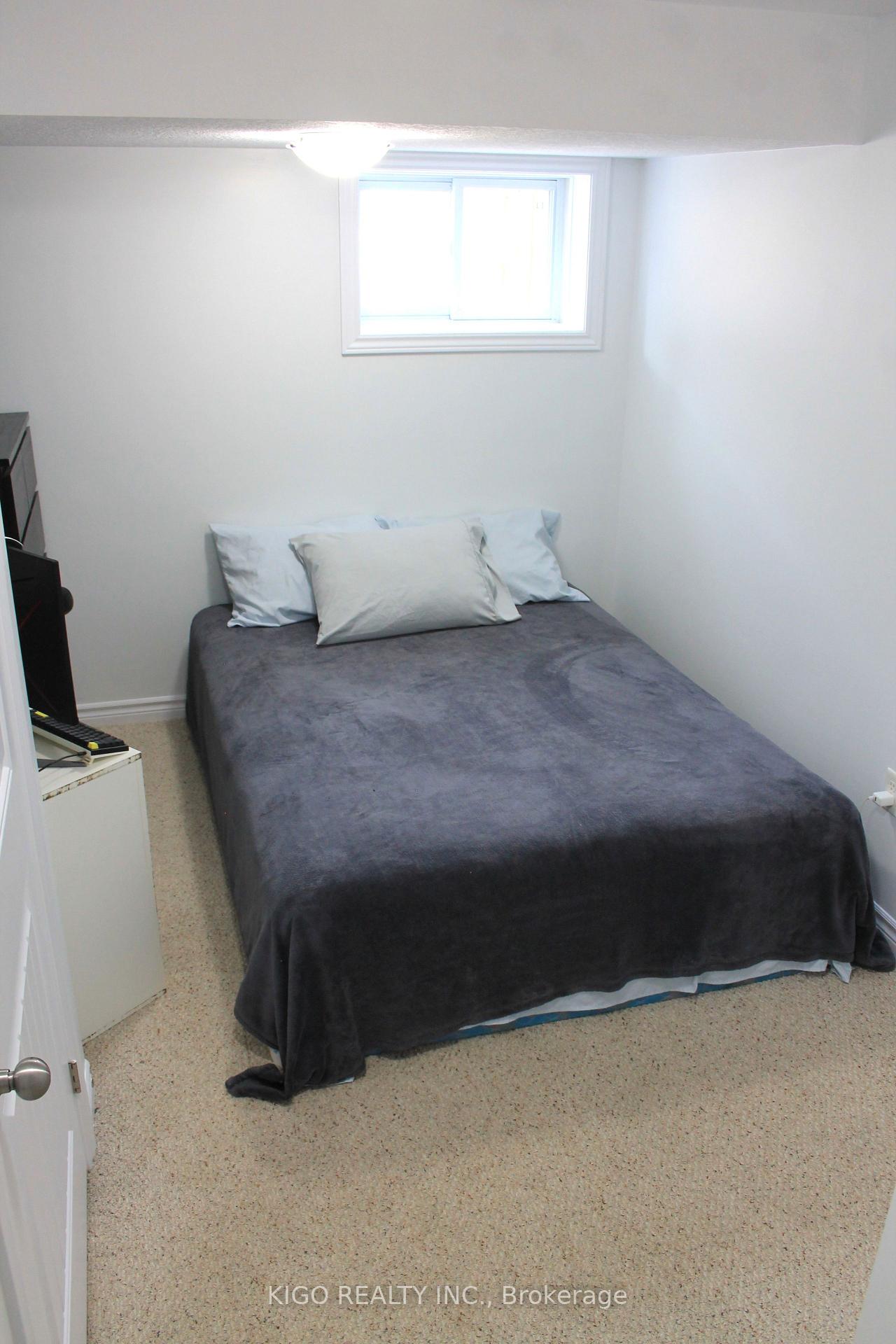 Photo 22 of Unit 21, 12 Poplar Drive, Cambridge, Silver Heights — HOMEH