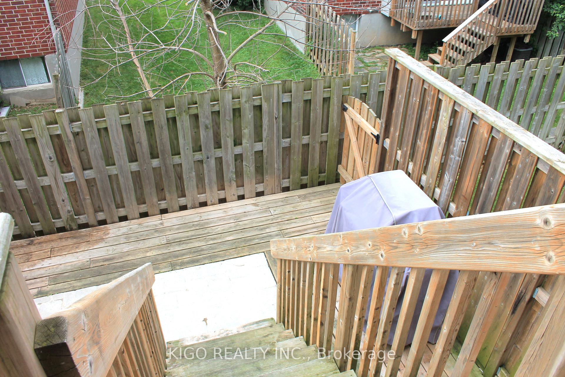 Photo 24 of Unit 21, 12 Poplar Drive, Cambridge, Silver Heights — HOMEH