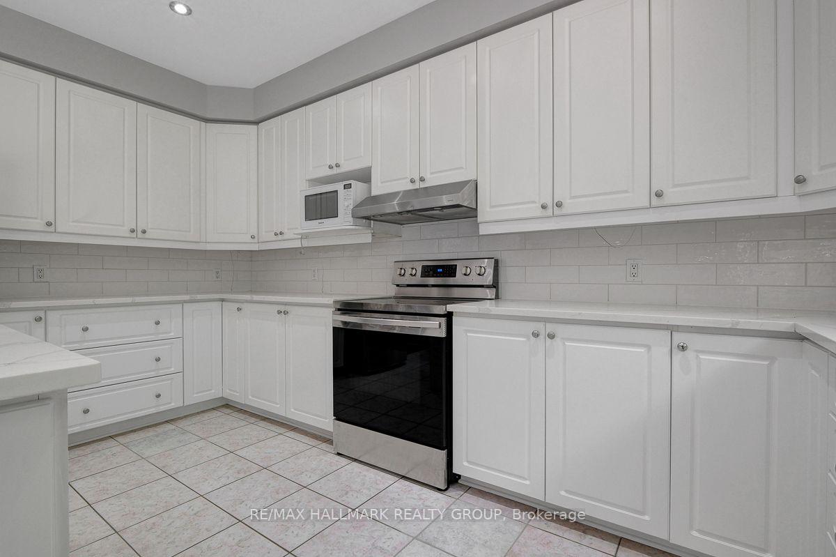 Photo 5 of 55 Maple Stand Way, Ottawa, Barrhaven East — HOMEH
