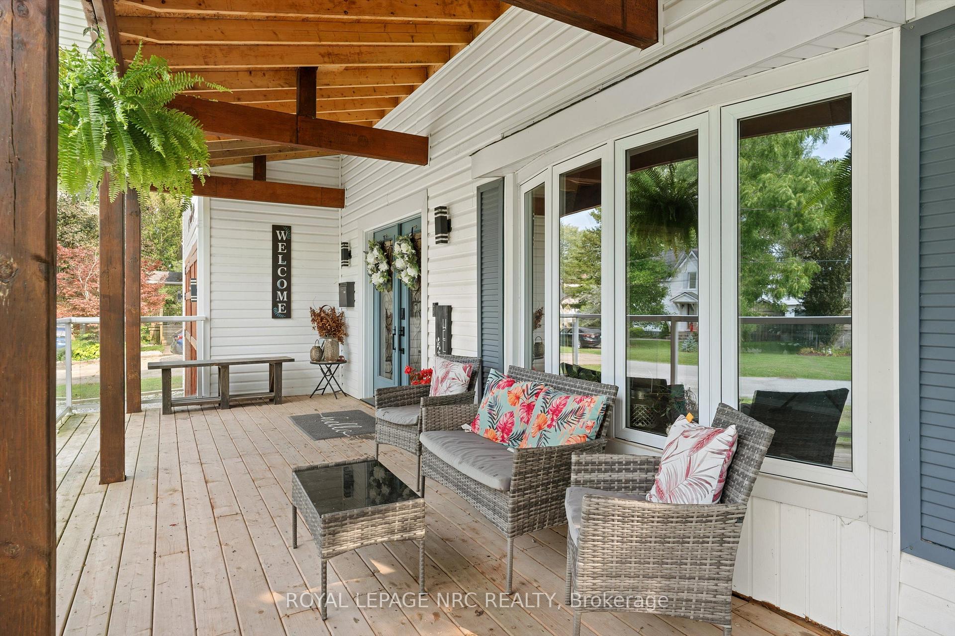 Photo 8 of 11 Connaught Avenue, Thorold, Port Robinson — HOMEH
