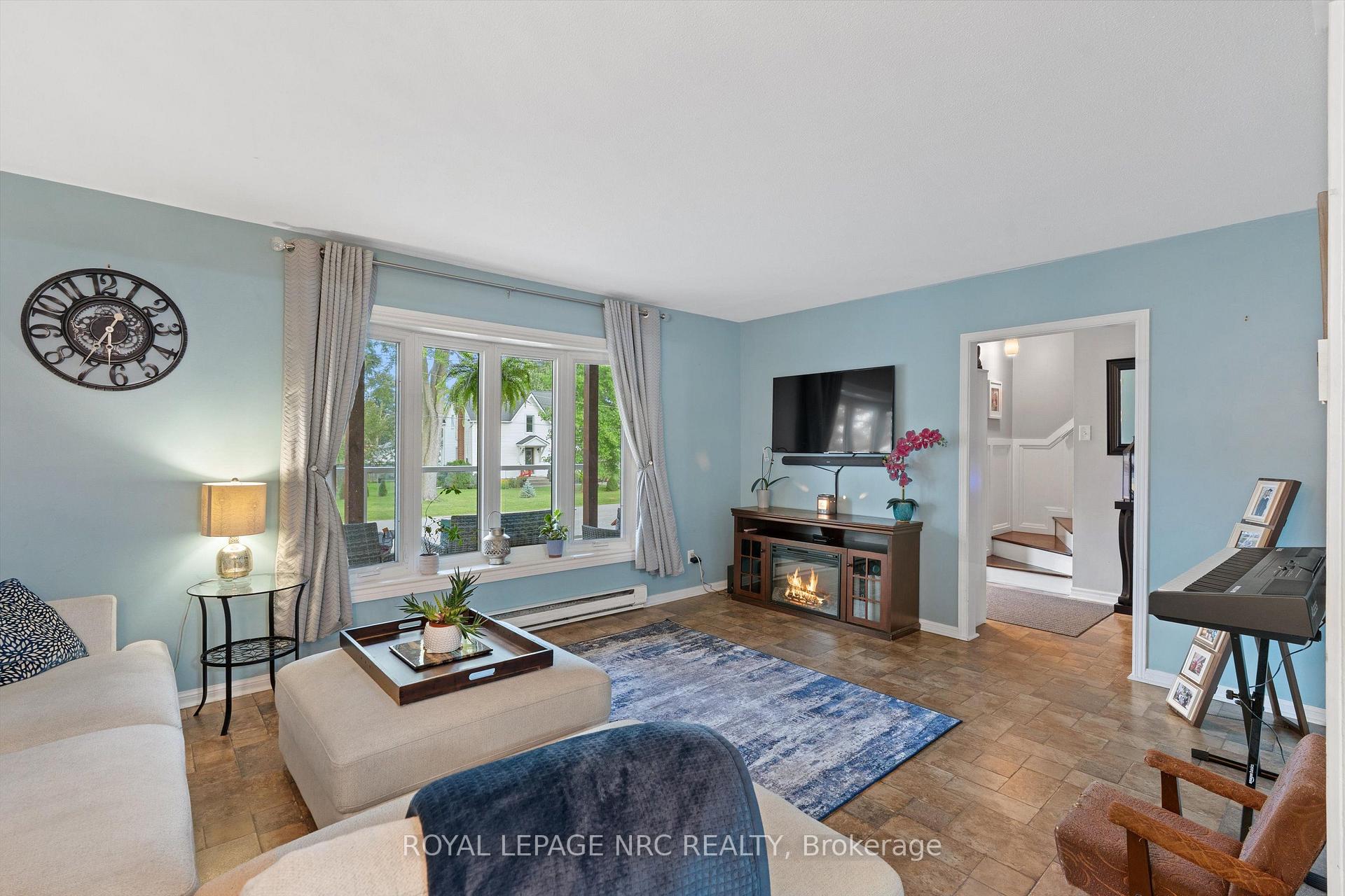 Photo 13 of 11 Connaught Avenue, Thorold, Port Robinson — HOMEH