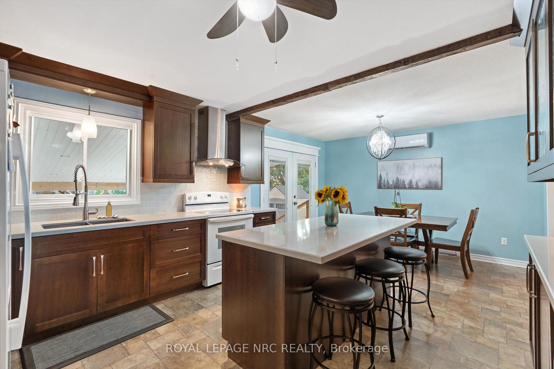 Photo 17 of 11 Connaught Avenue, Thorold, Port Robinson — HOMEH