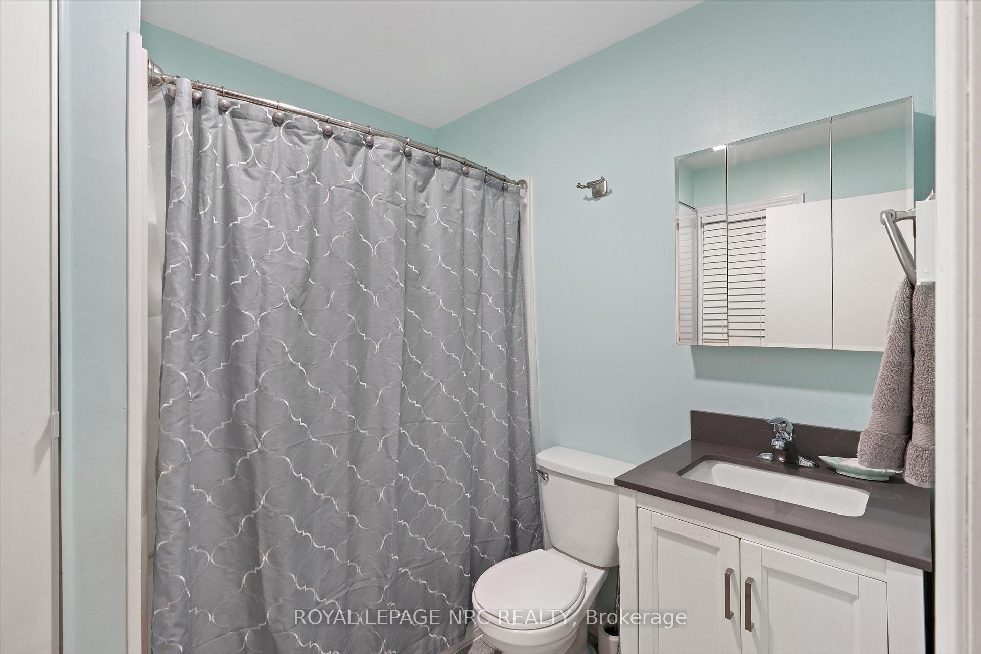 Photo 29 of 11 Connaught Avenue, Thorold, Port Robinson — HOMEH