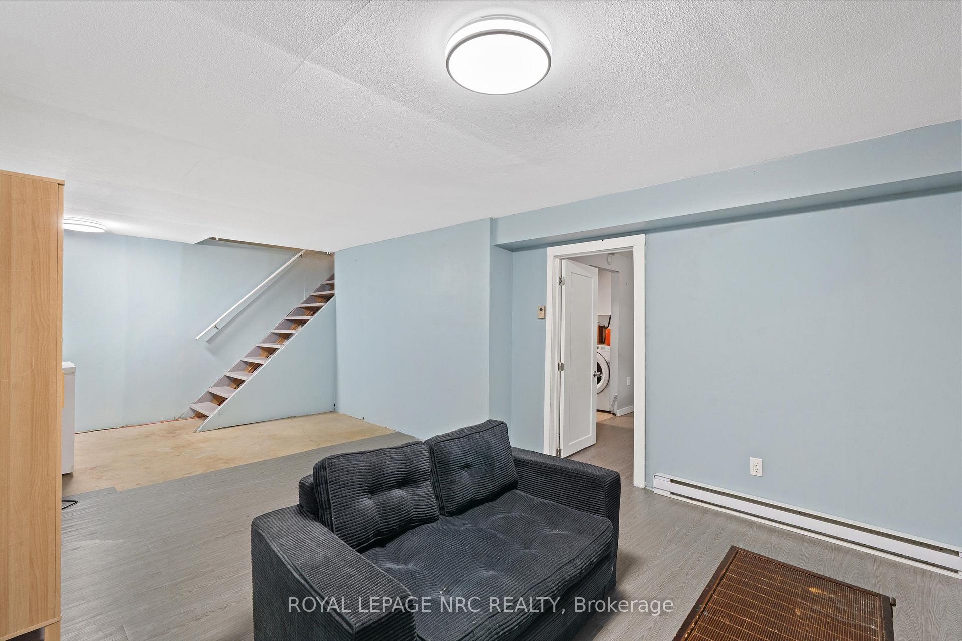 Photo 30 of 11 Connaught Avenue, Thorold, Port Robinson — HOMEH