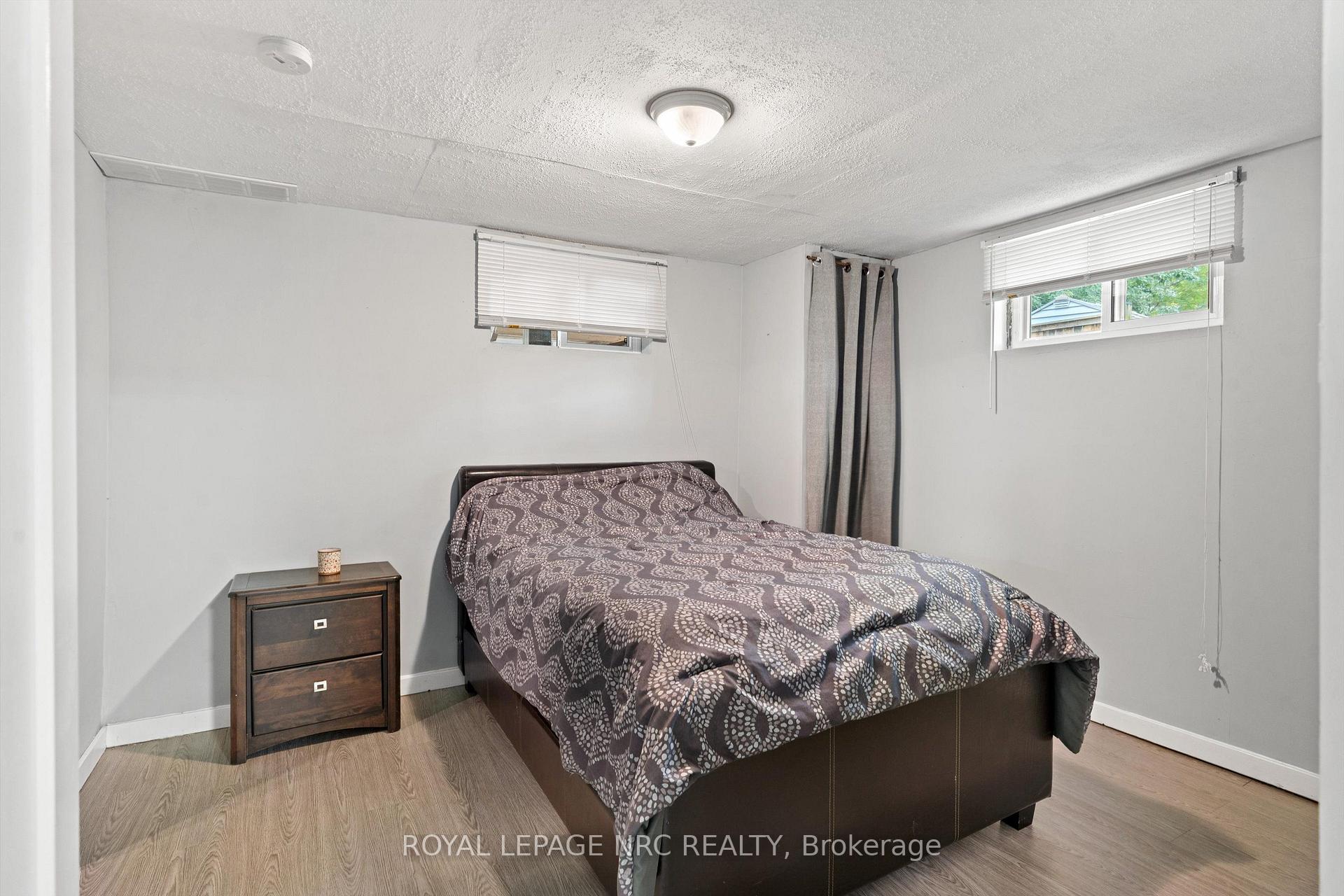 Photo 32 of 11 Connaught Avenue, Thorold, Port Robinson — HOMEH