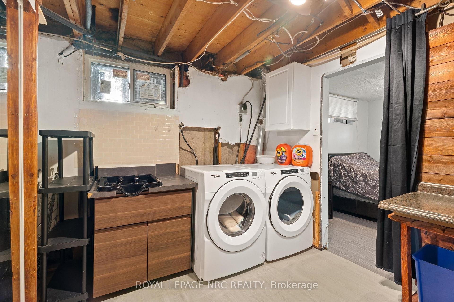 Photo 33 of 11 Connaught Avenue, Thorold, Port Robinson — HOMEH