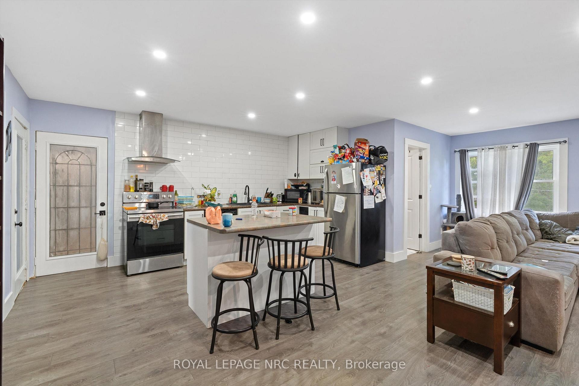 Photo 34 of 11 Connaught Avenue, Thorold, Port Robinson — HOMEH