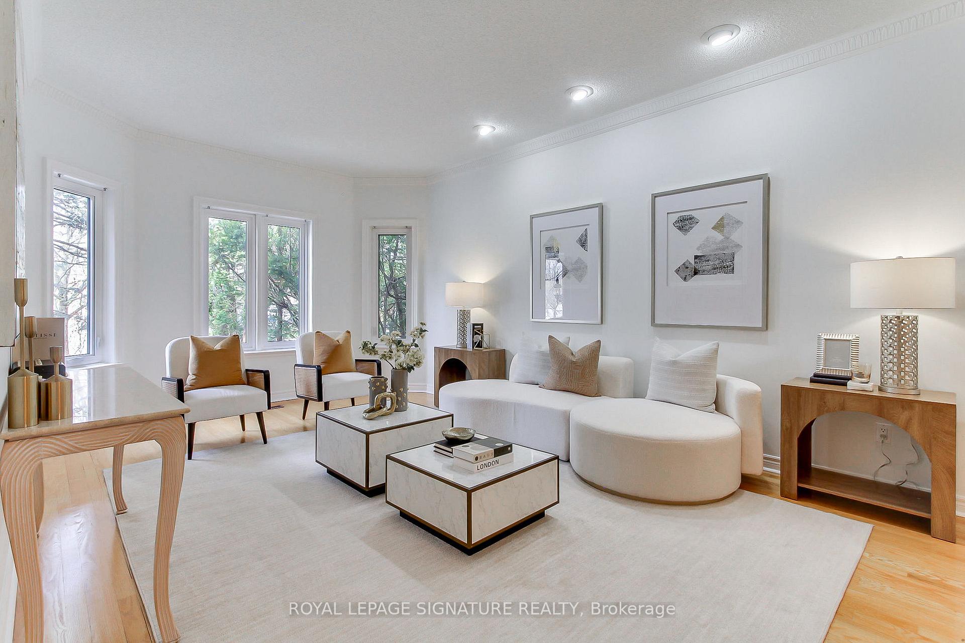 Photo 6 of 70 Graydon Crescent, Richmond Hill, Bayview Hill — HOMEH