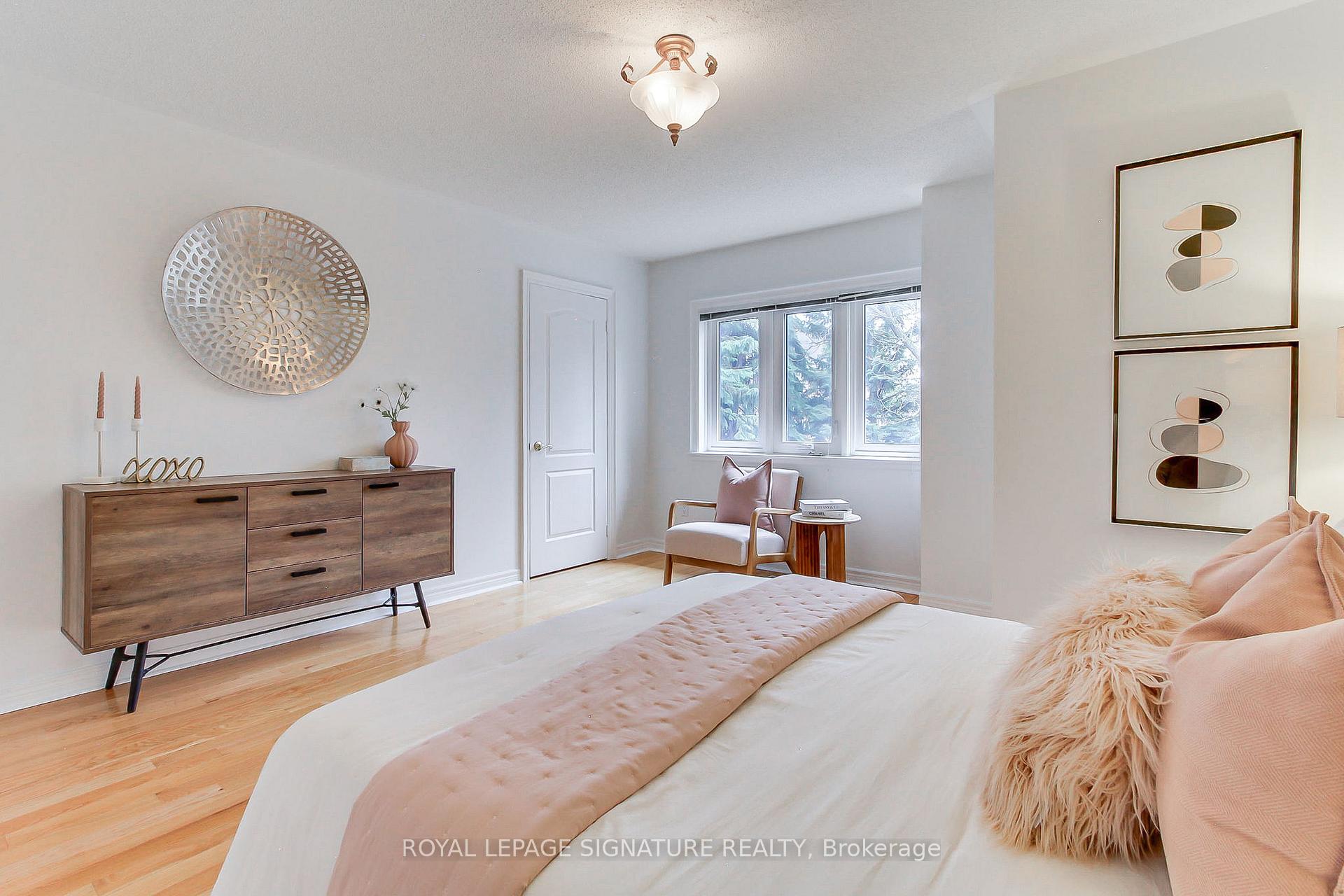 Photo 37 of 70 Graydon Crescent, Richmond Hill, Bayview Hill — HOMEH