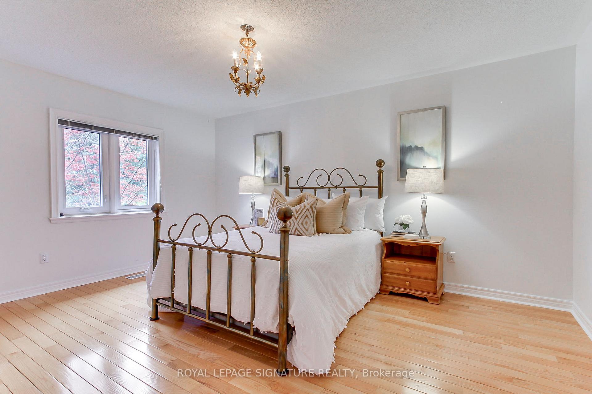 Photo 38 of 70 Graydon Crescent, Richmond Hill, Bayview Hill — HOMEH