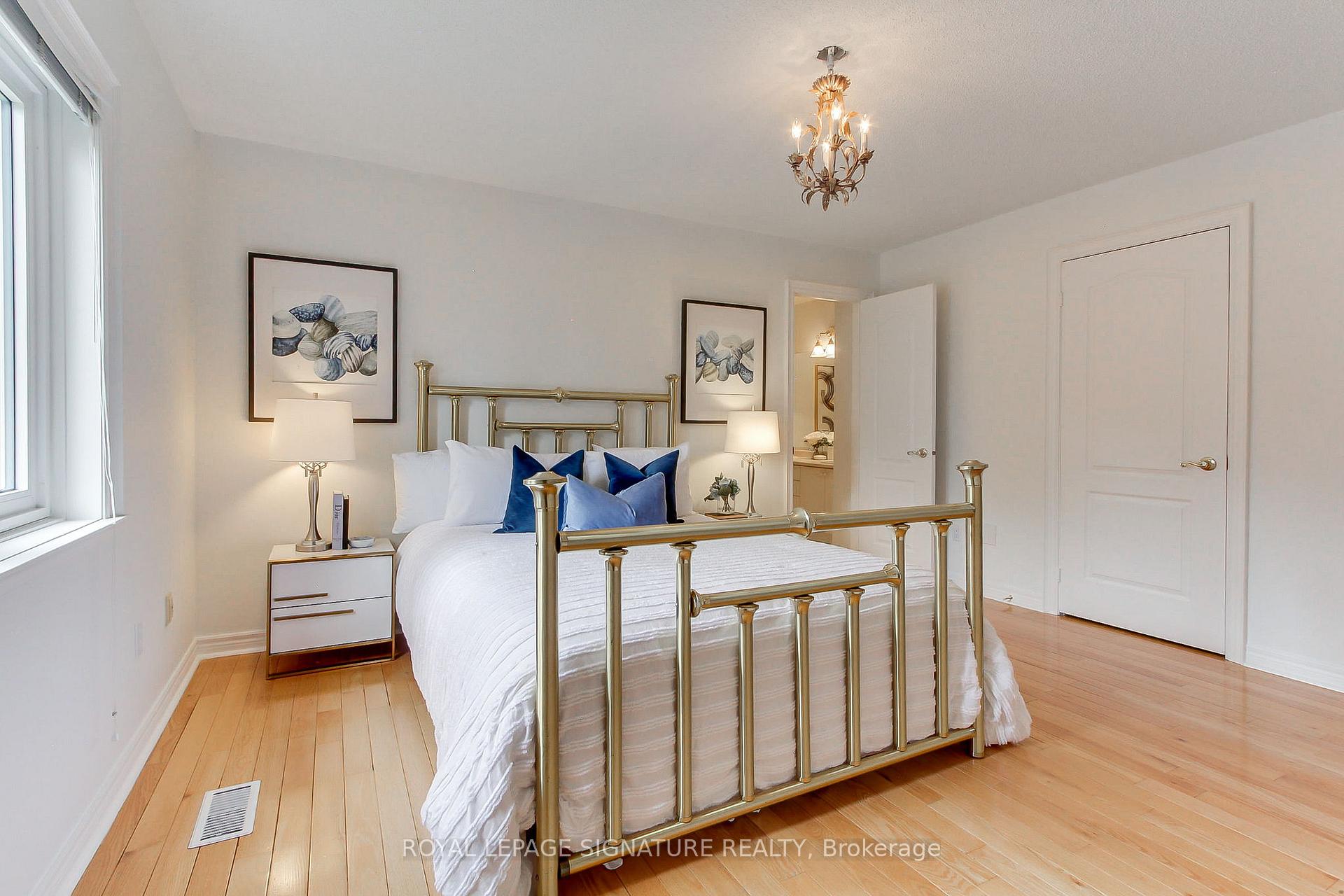 Photo 43 of 70 Graydon Crescent, Richmond Hill, Bayview Hill — HOMEH