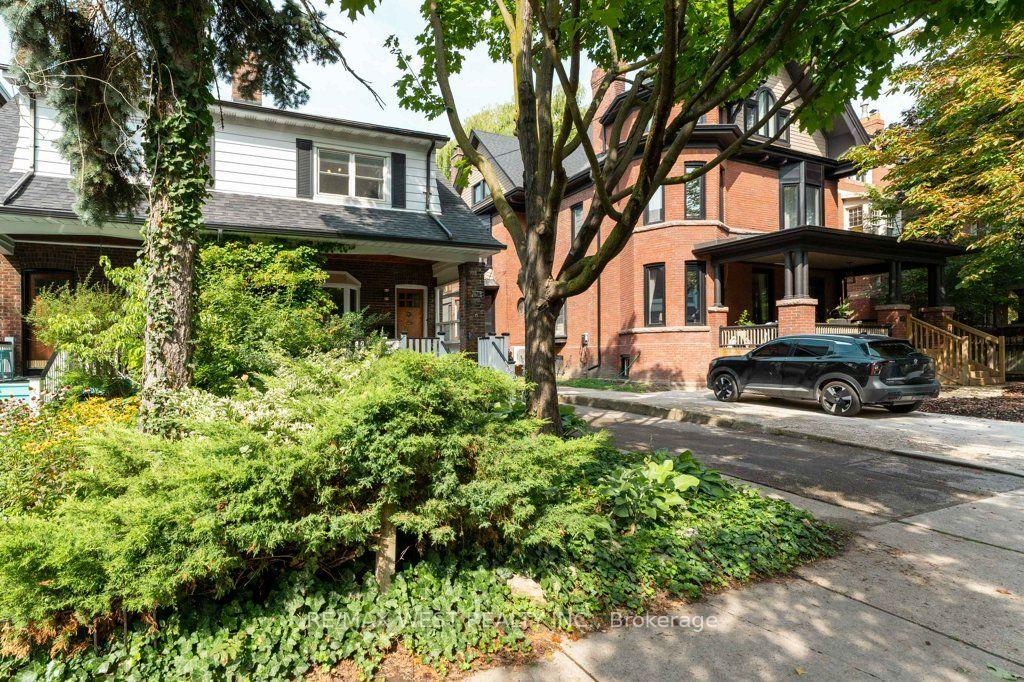 Photo 5 of 40 Delaware Avenue, Toronto, Palmerston-Little Italy — HOMEH