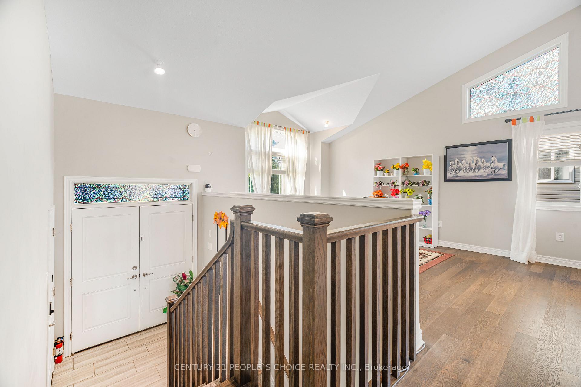 Photo 9 of 6534 Sam Iorfida Drive, Niagara Falls, Oldfield — HOMEH
