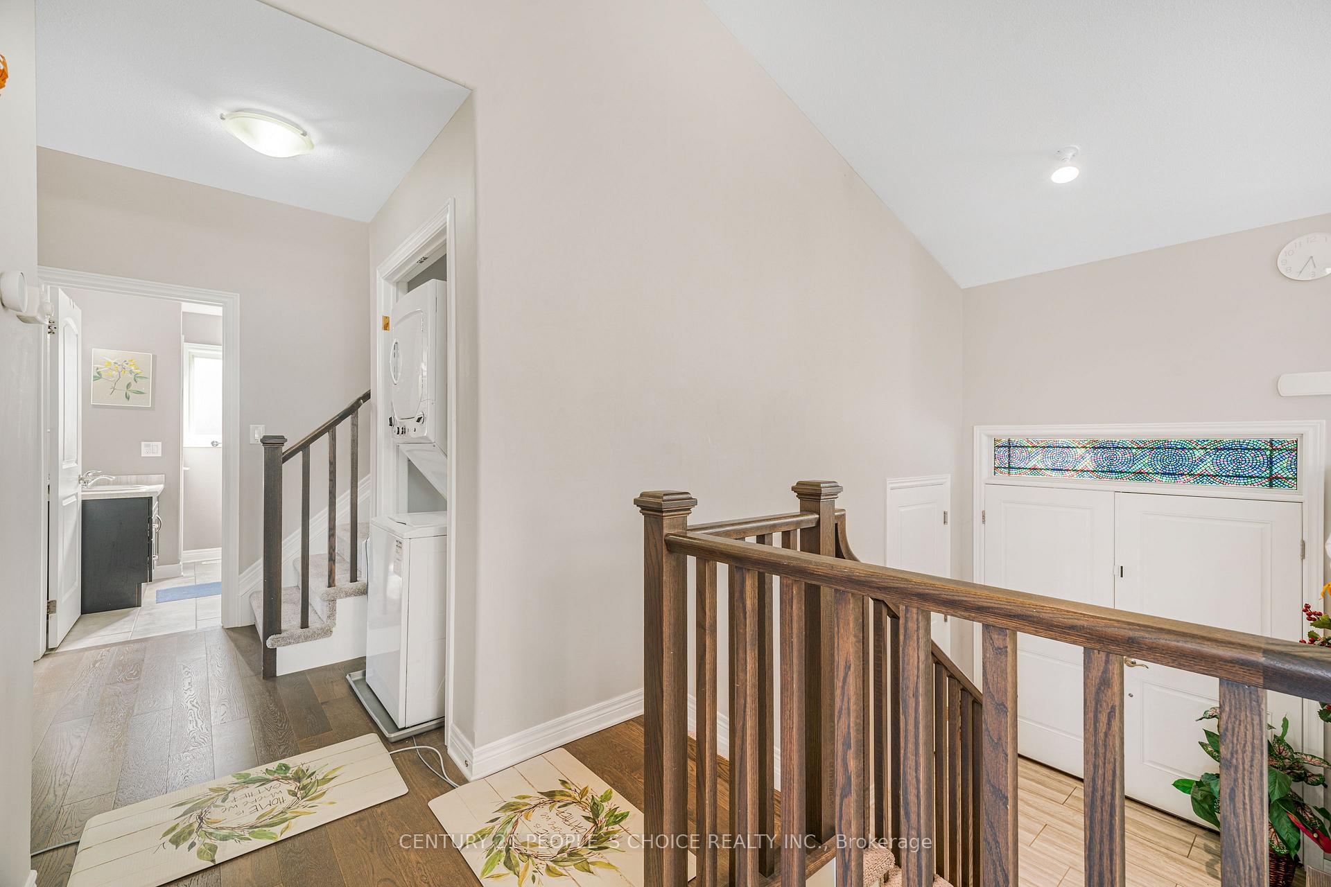 Photo 13 of 6534 Sam Iorfida Drive, Niagara Falls, Oldfield — HOMEH