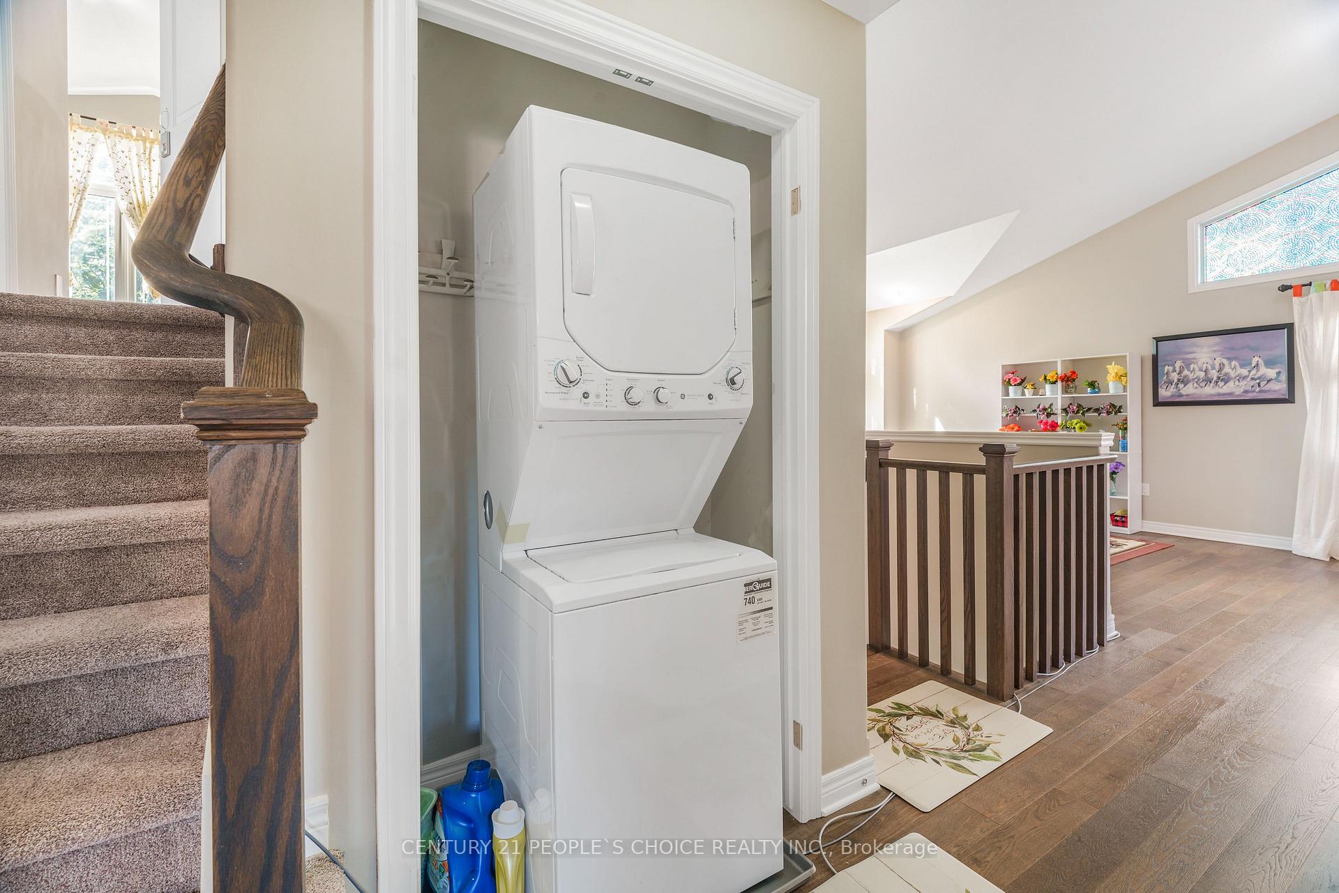 Photo 16 of 6534 Sam Iorfida Drive, Niagara Falls, Oldfield — HOMEH