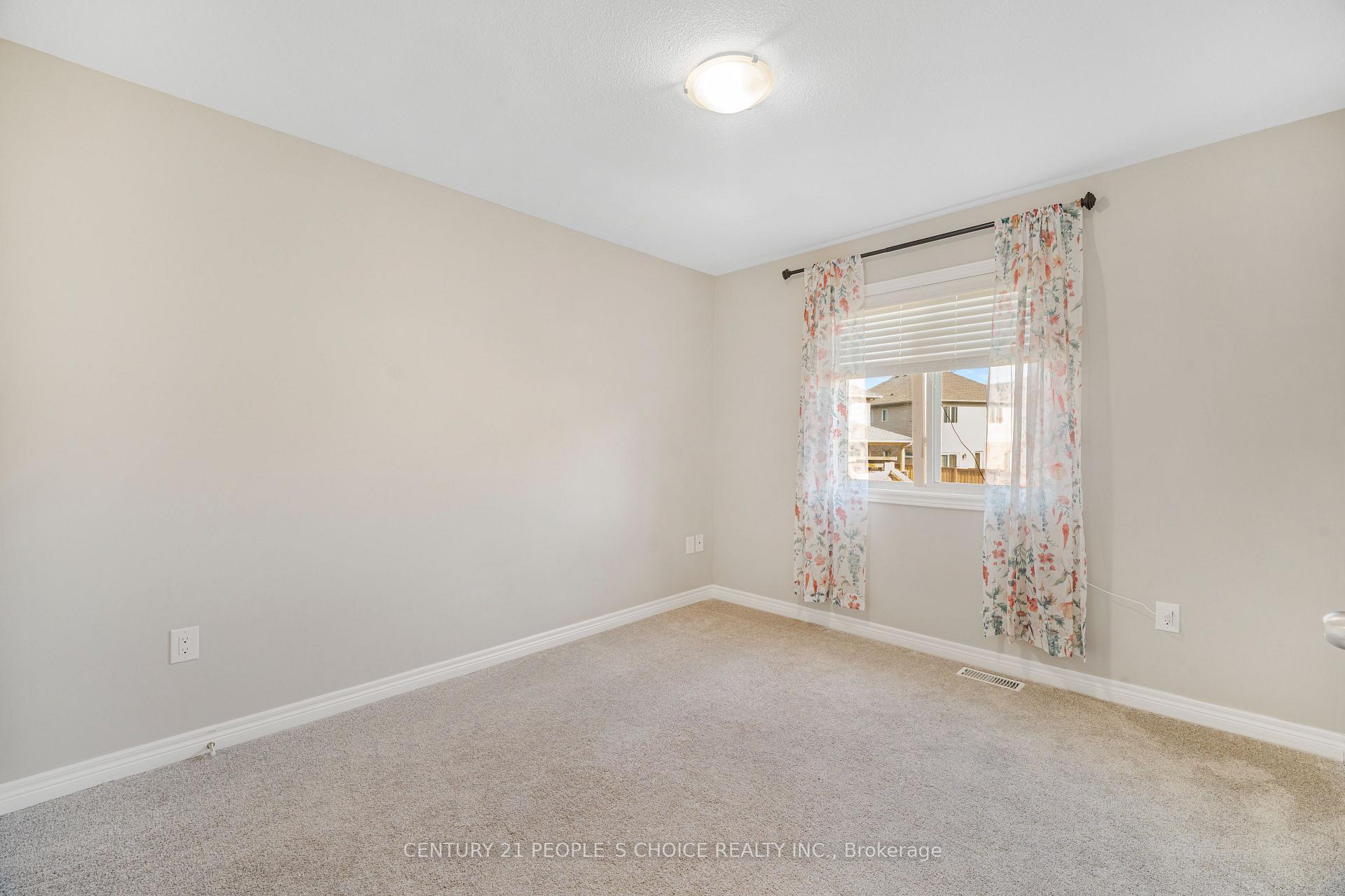 Photo 24 of 6534 Sam Iorfida Drive, Niagara Falls, Oldfield — HOMEH