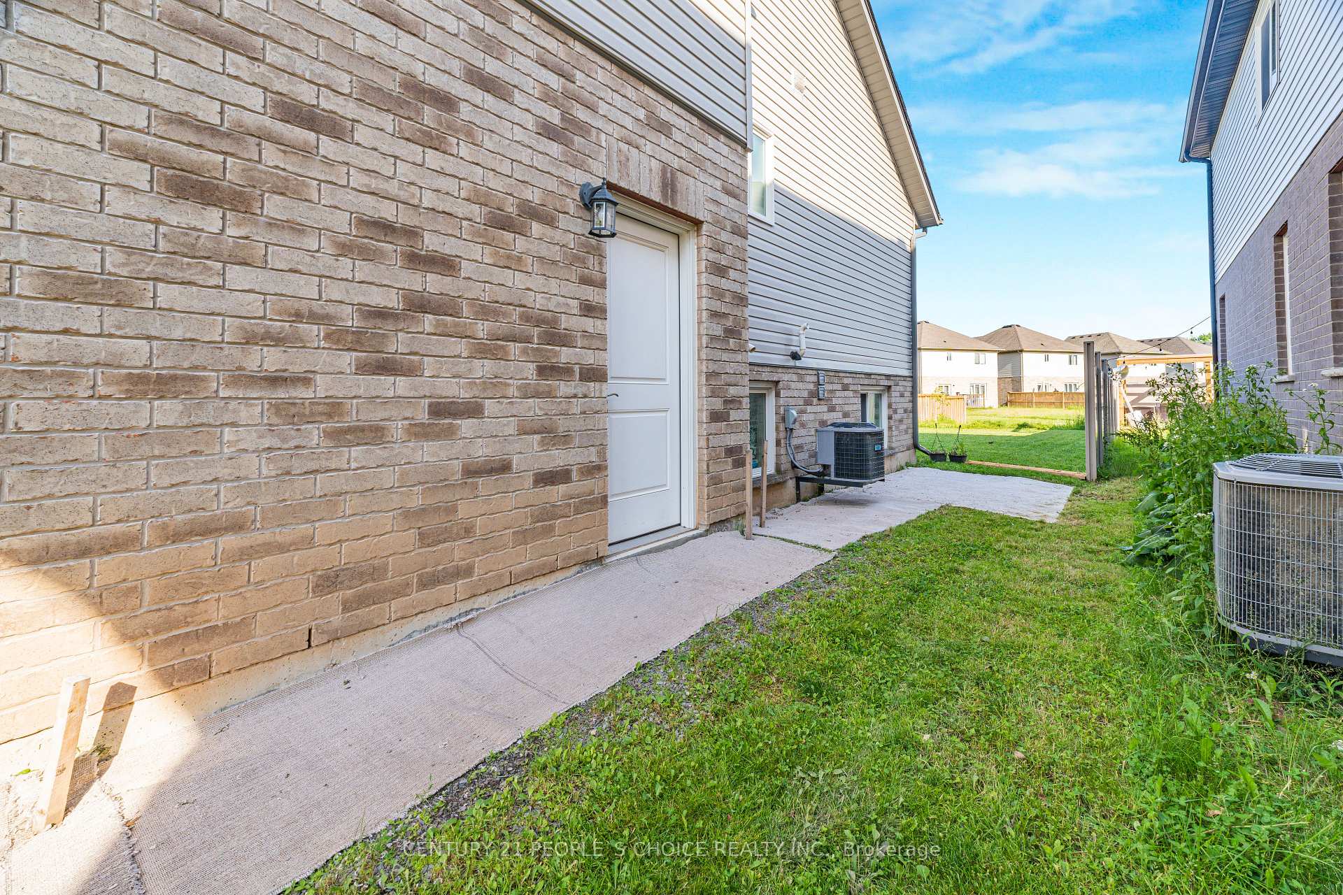 Photo 30 of 6534 Sam Iorfida Drive, Niagara Falls, Oldfield — HOMEH
