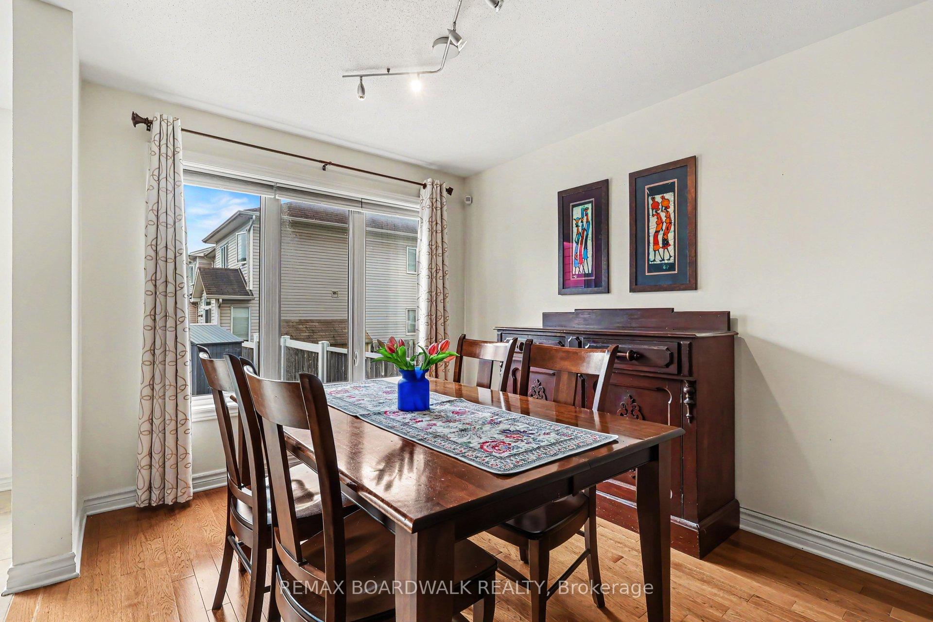 Photo 9 of 132 Montmorency Way, Ottawa, Avalon East — HOMEH