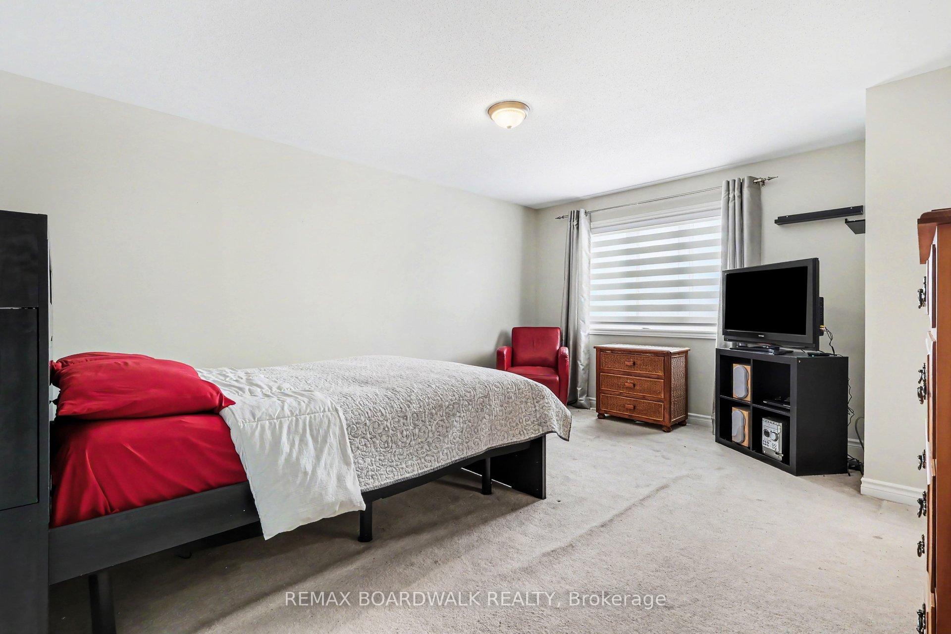 Photo 20 of 132 Montmorency Way, Ottawa, Avalon East — HOMEH