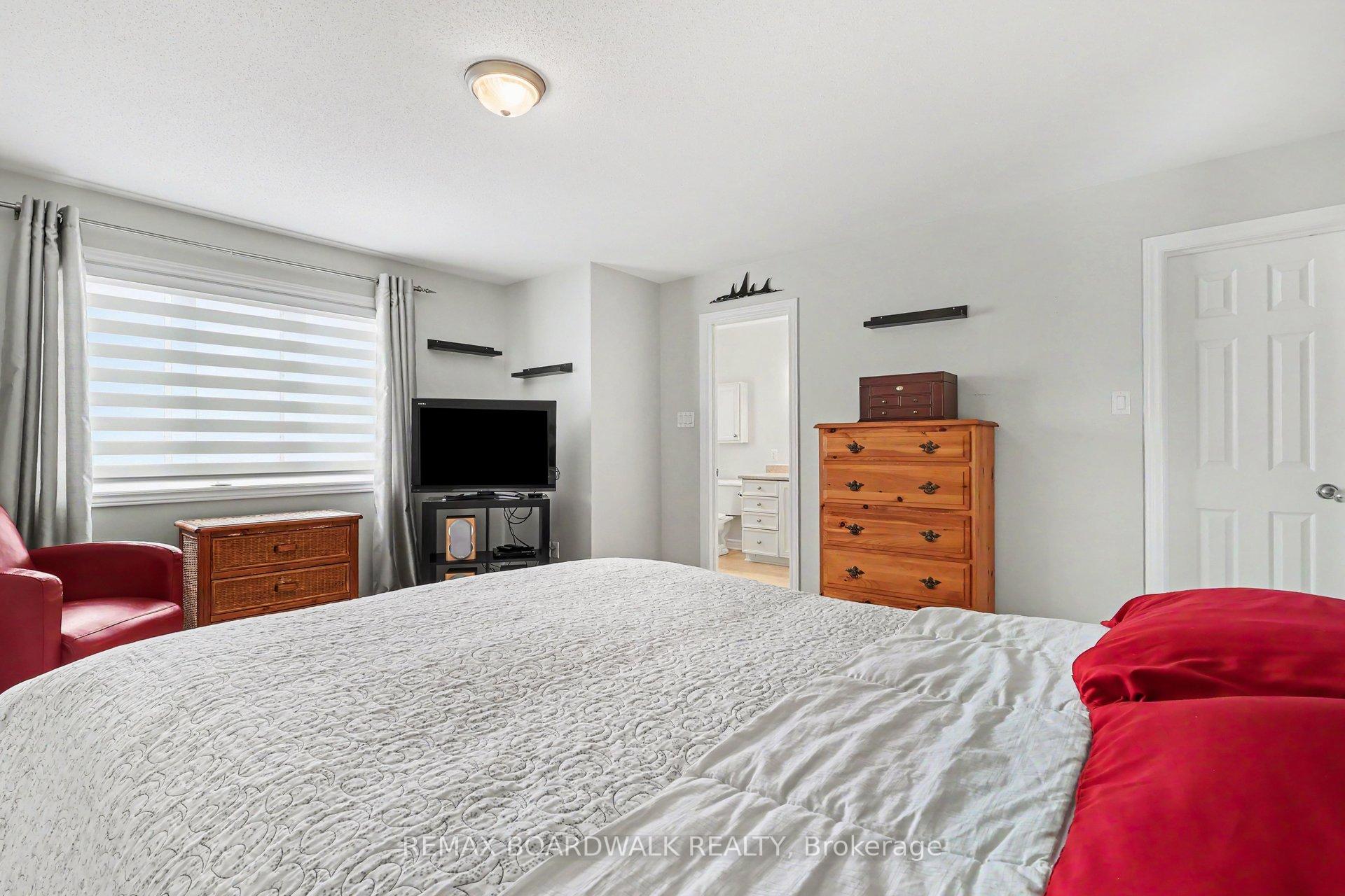 Photo 21 of 132 Montmorency Way, Ottawa, Avalon East — HOMEH