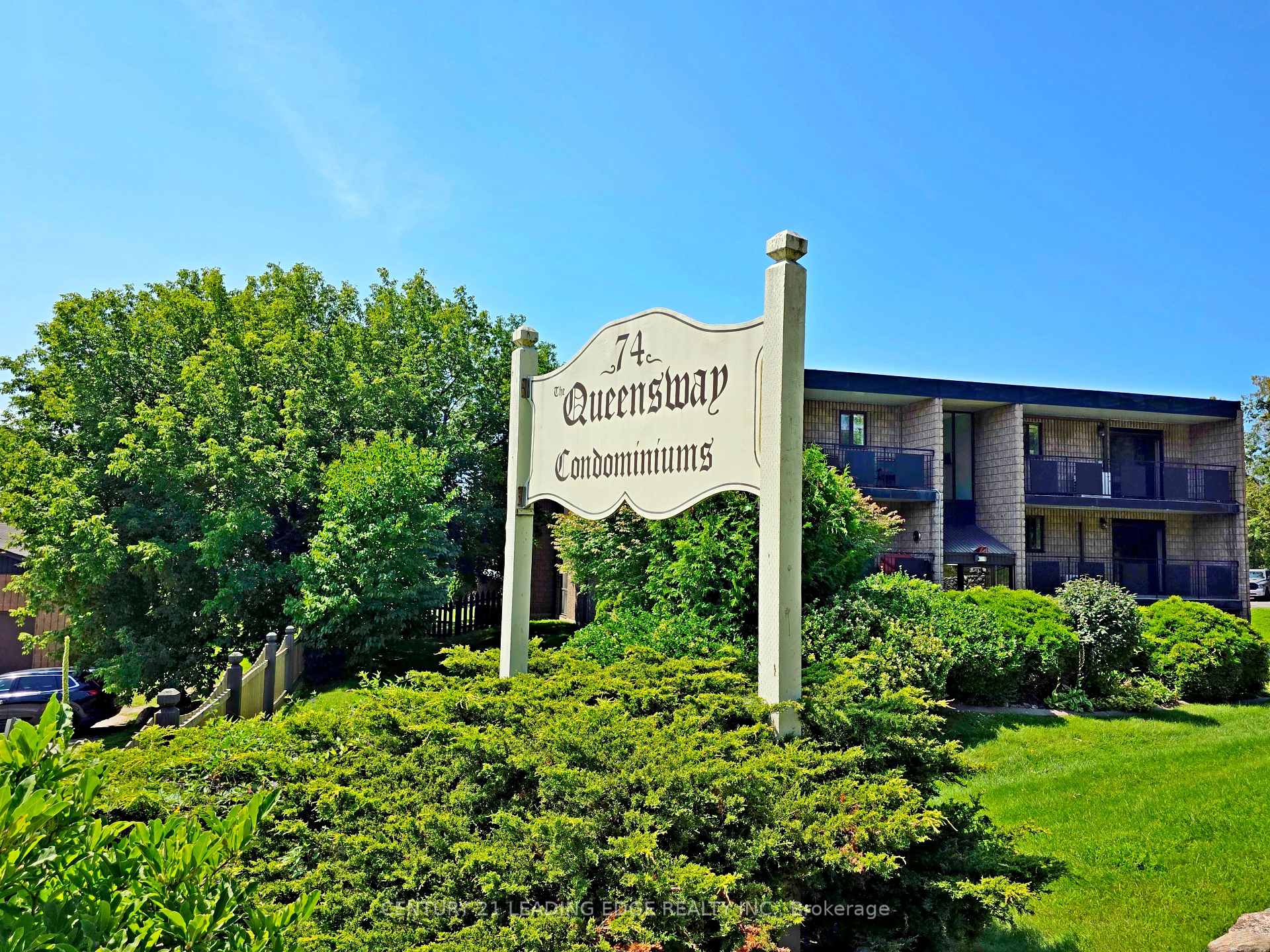Photo 3 of Unit 206, 74 The Queensway, Georgina, Keswick North — HOMEH
