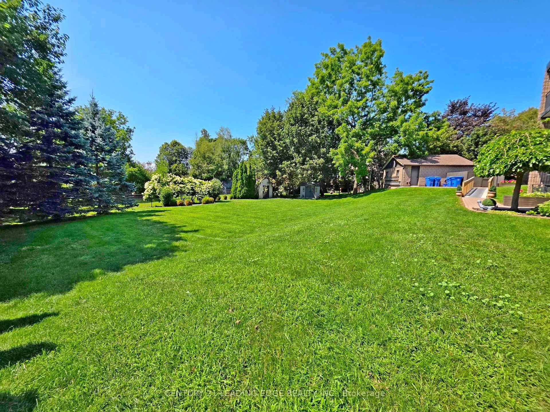 Photo 28 of Unit 206, 74 The Queensway, Georgina, Keswick North — HOMEH
