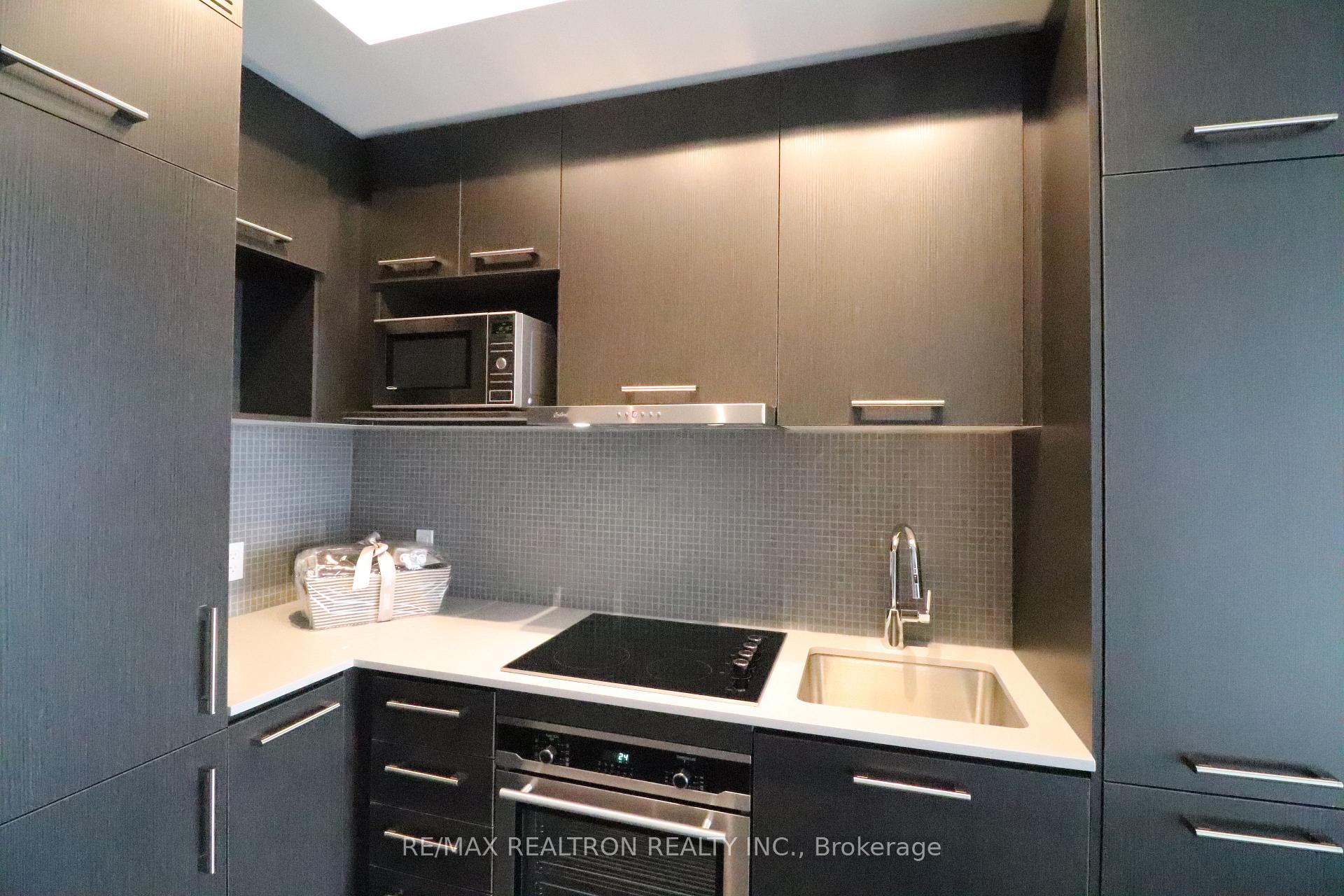 Photo 10 of Unit 4505, 87 Peter Street, Toronto, Waterfront Communities — HOMEH