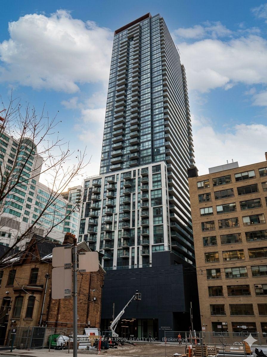 Photo 18 of Unit 4505, 87 Peter Street, Toronto, Waterfront Communities — HOMEH