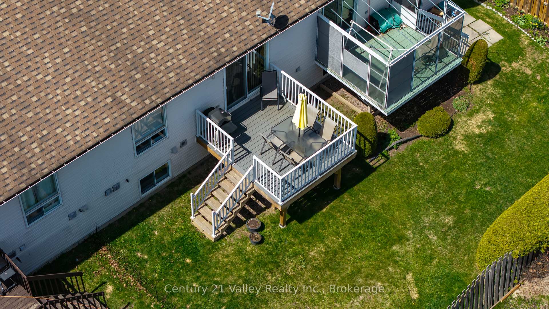 Photo 12 of 439 Mayhew Street, Renfrew, Renfrew — HOMEH