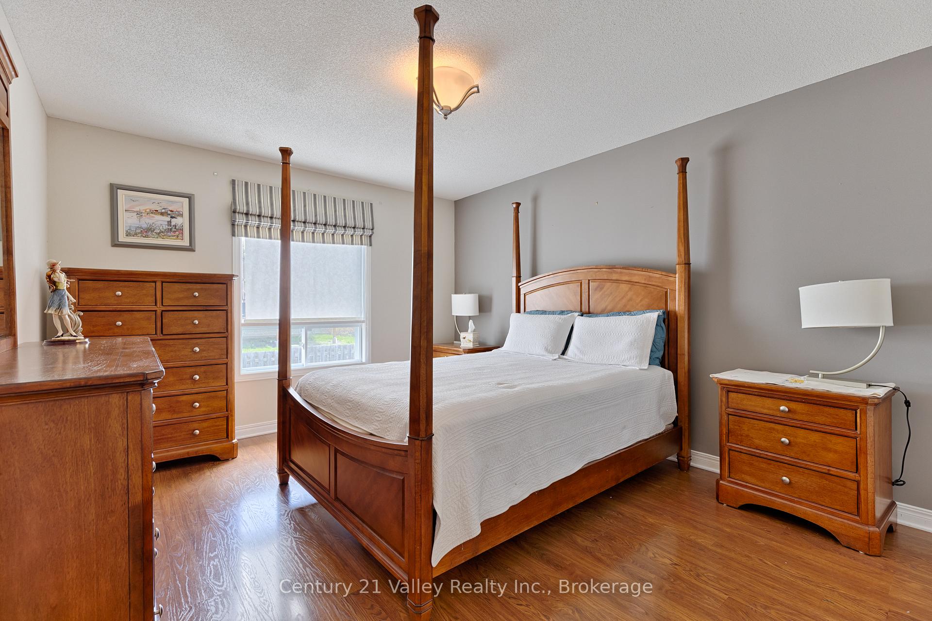 Photo 28 of 439 Mayhew Street, Renfrew, Renfrew — HOMEH