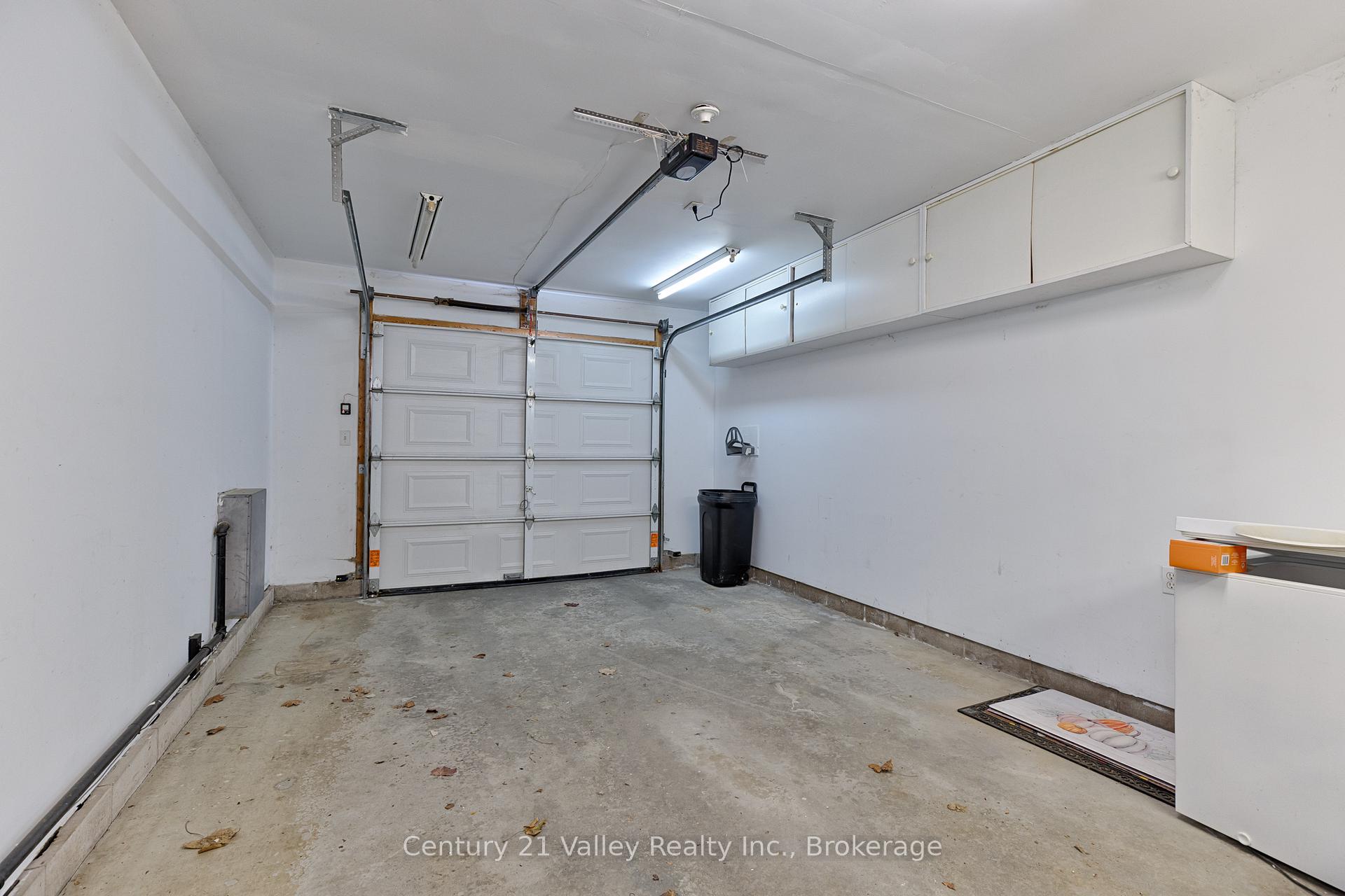 Photo 44 of 439 Mayhew Street, Renfrew, Renfrew — HOMEH