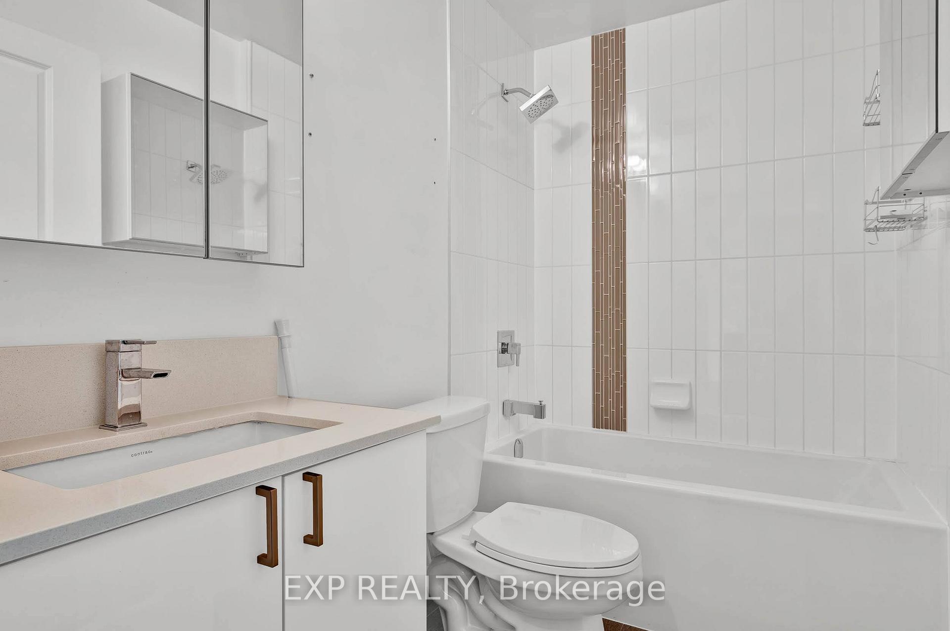 Photo 10 of Unit 727, 99 Eagle Rock Way N, Vaughan, Maple — HOMEH