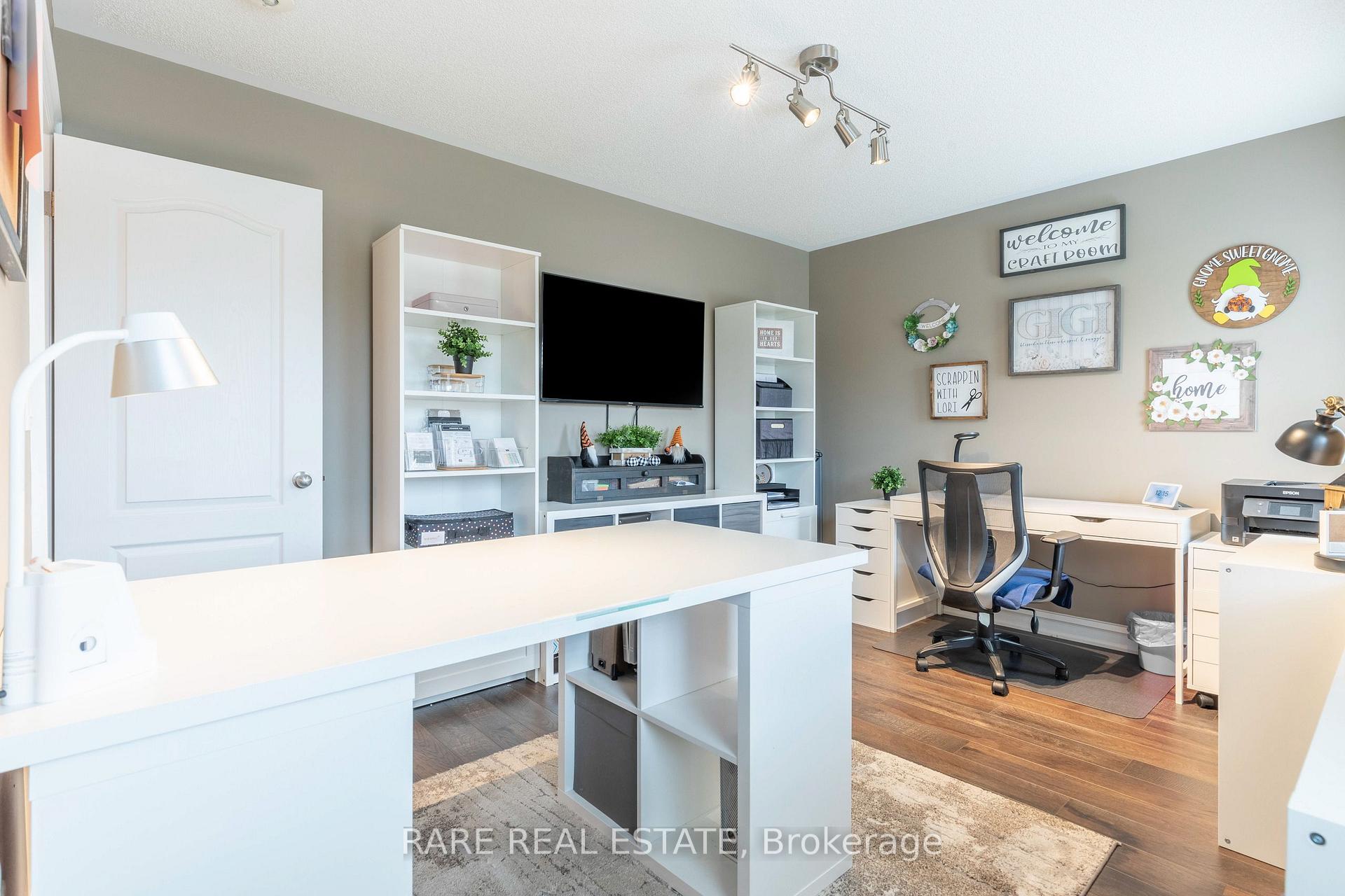 Photo 15 of 101 Decarolis Crescent, Essa, Angus — HOMEH