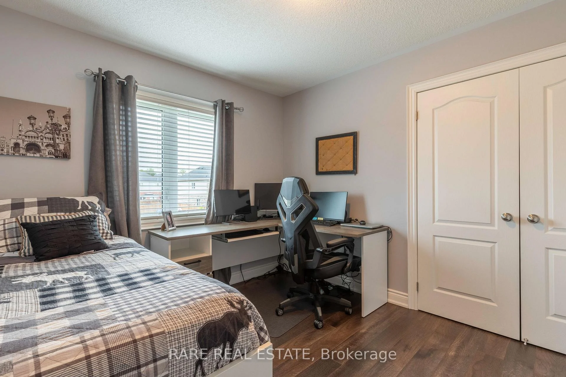 Photo 18 of 101 Decarolis Crescent, Essa, Angus — HOMEH