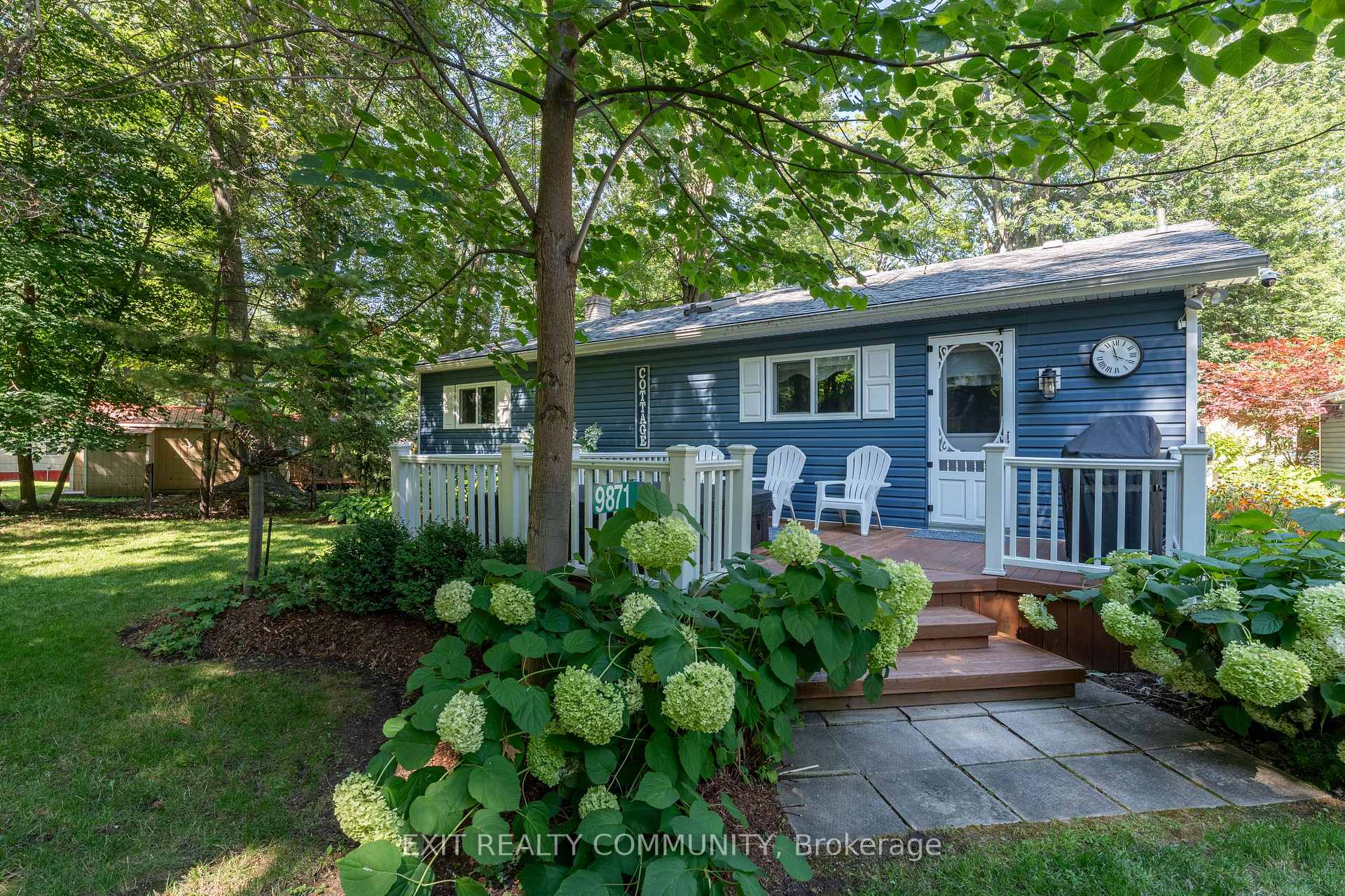 Photo of 9871 phoebe Lane N