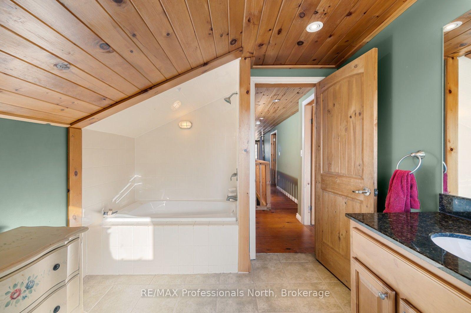 Photo 32 of 4167 Loop Road, Dysart et al, Harcourt — HOMEH