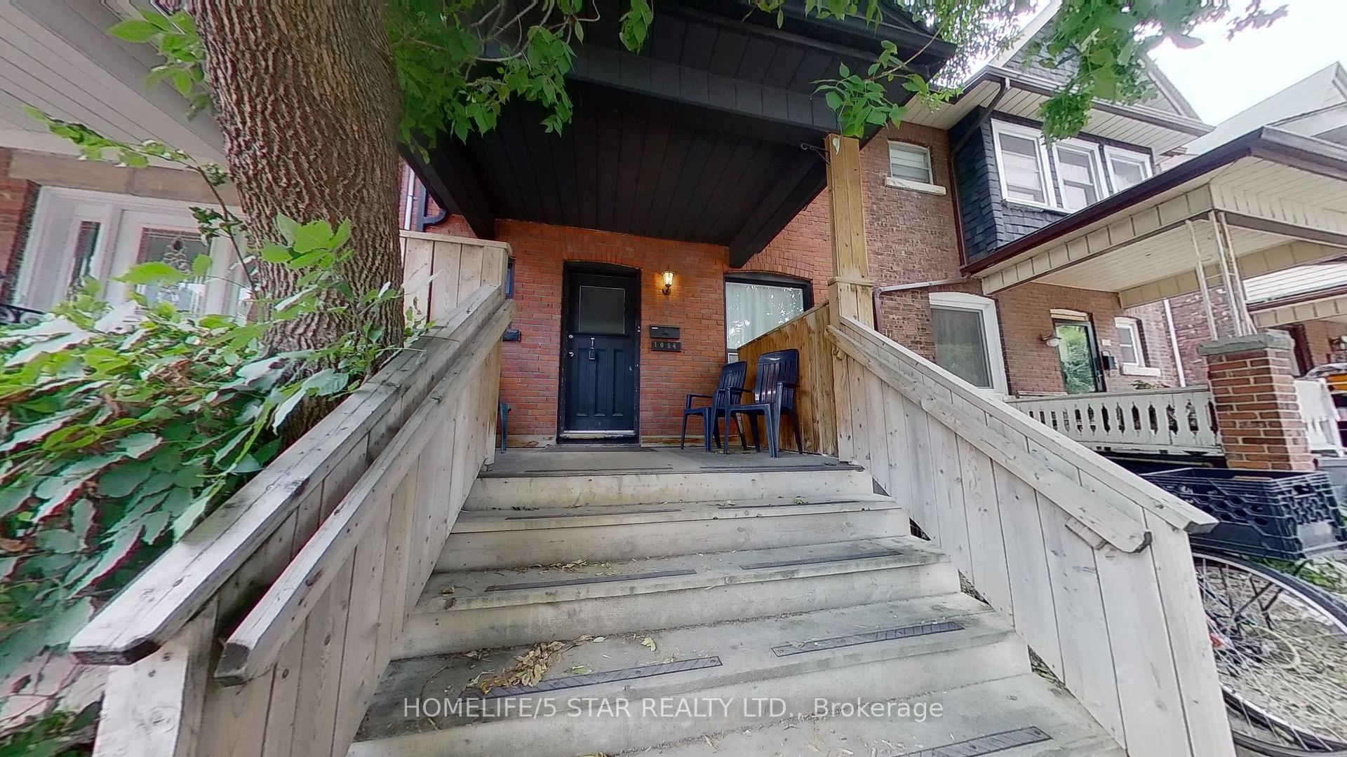 Front of Unit Apt 1, 1054 Dovercourt Road