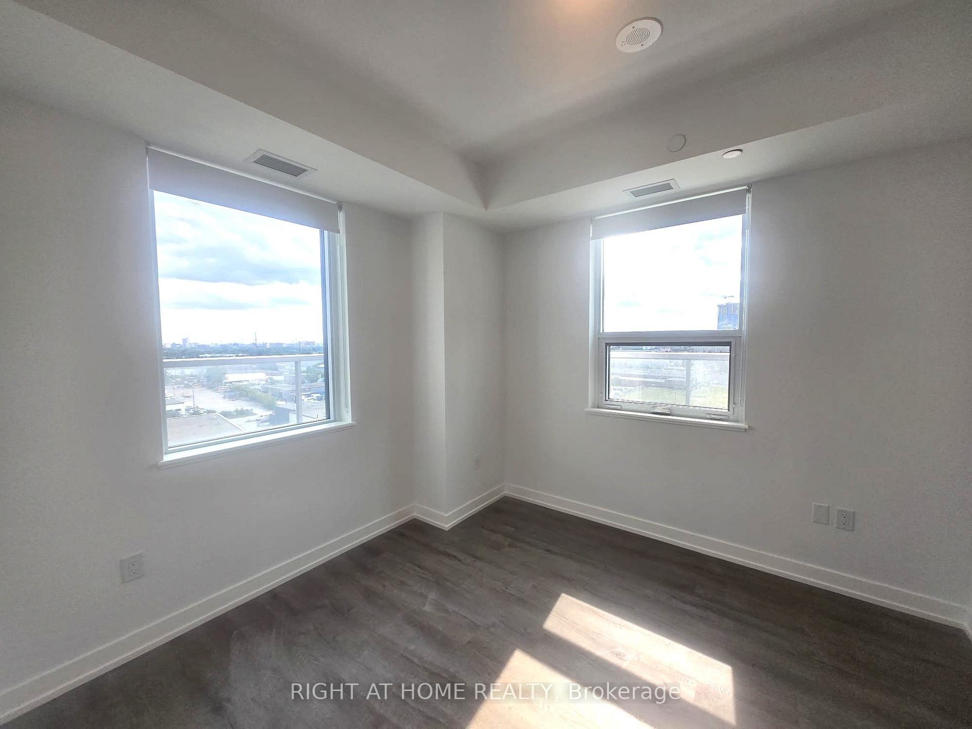 Photo 17 of Unit 902, 21 Meadowdale Road, Vaughan, Vaughan Corporate Centre — HOMEH