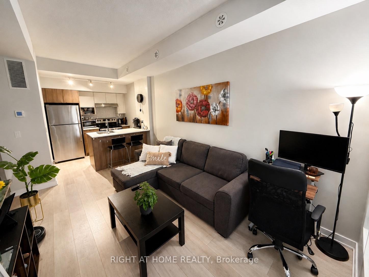 Photo 1 of Unit 319, 1139 Cooke Boulevard, Burlington, LaSalle — HOMEH