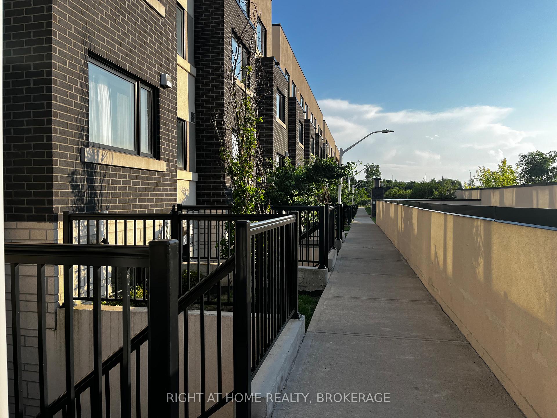 Photo 2 of Unit 319, 1139 Cooke Boulevard, Burlington, LaSalle — HOMEH