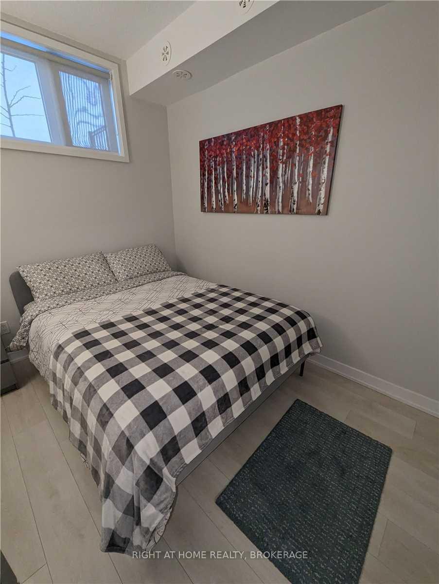 Photo 7 of Unit 319, 1139 Cooke Boulevard, Burlington, LaSalle — HOMEH