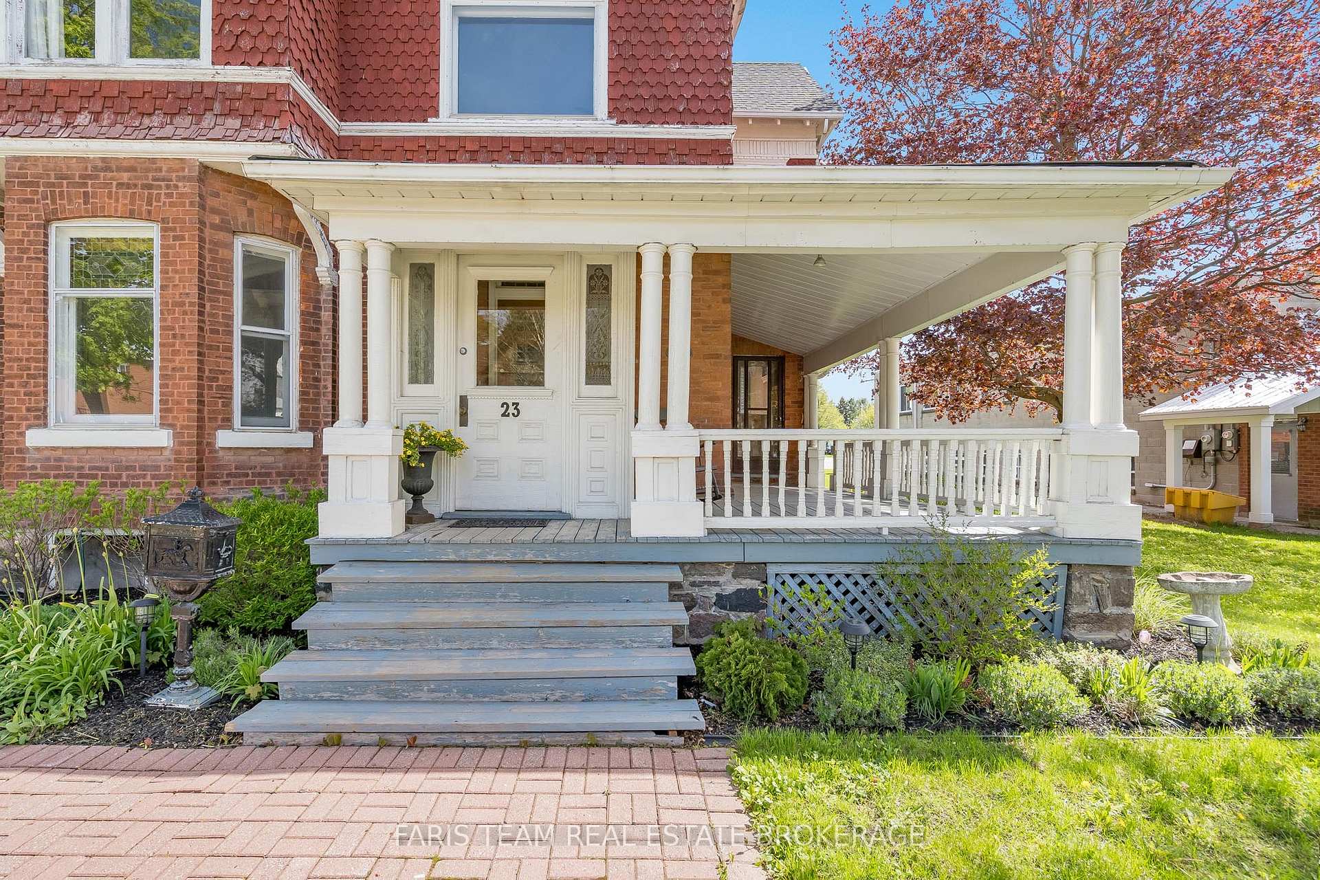 Photo 2 of 23 Yonge Street S, Springwater, Elmvale — HOMEH