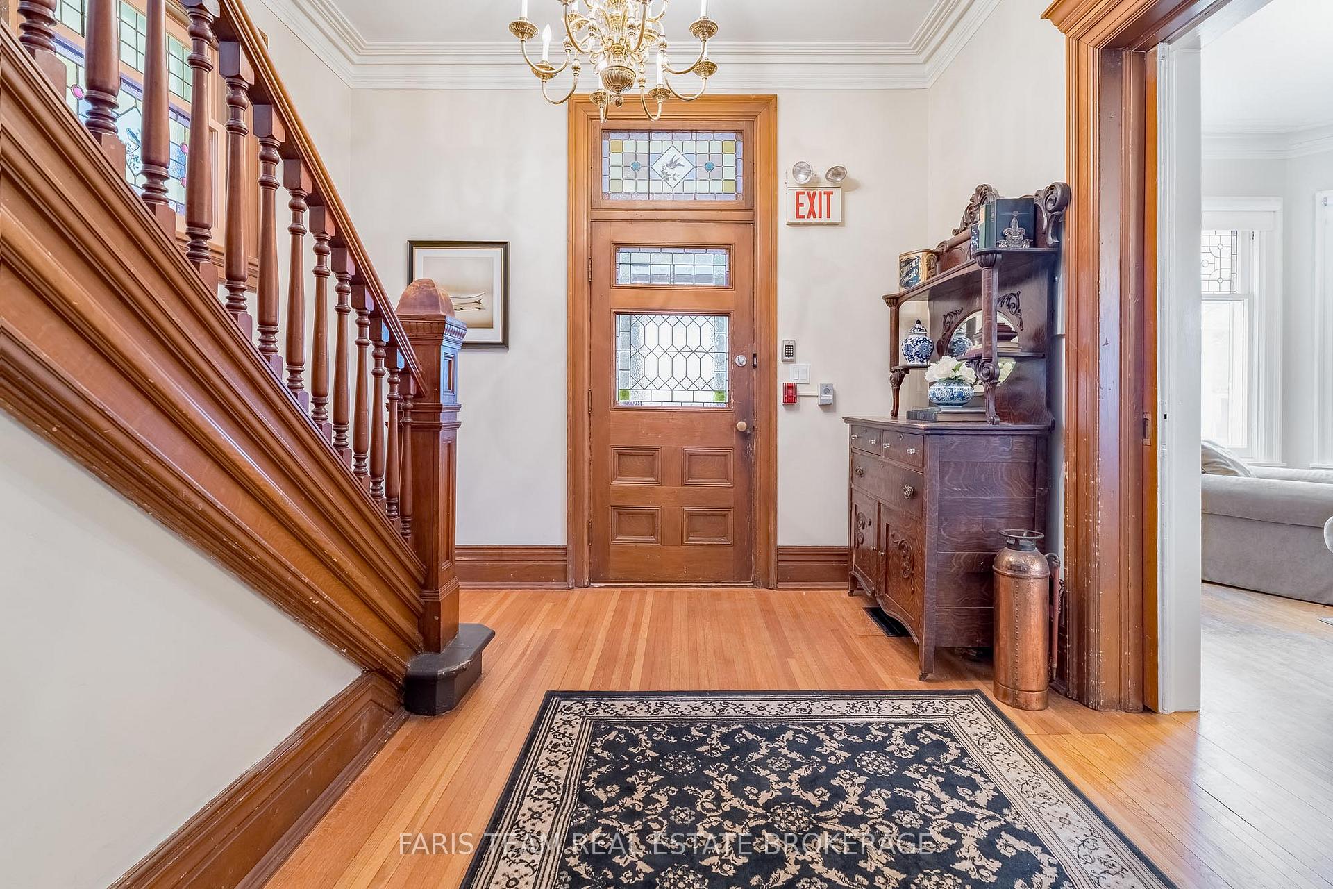 Photo 4 of 23 Yonge Street S, Springwater, Elmvale — HOMEH