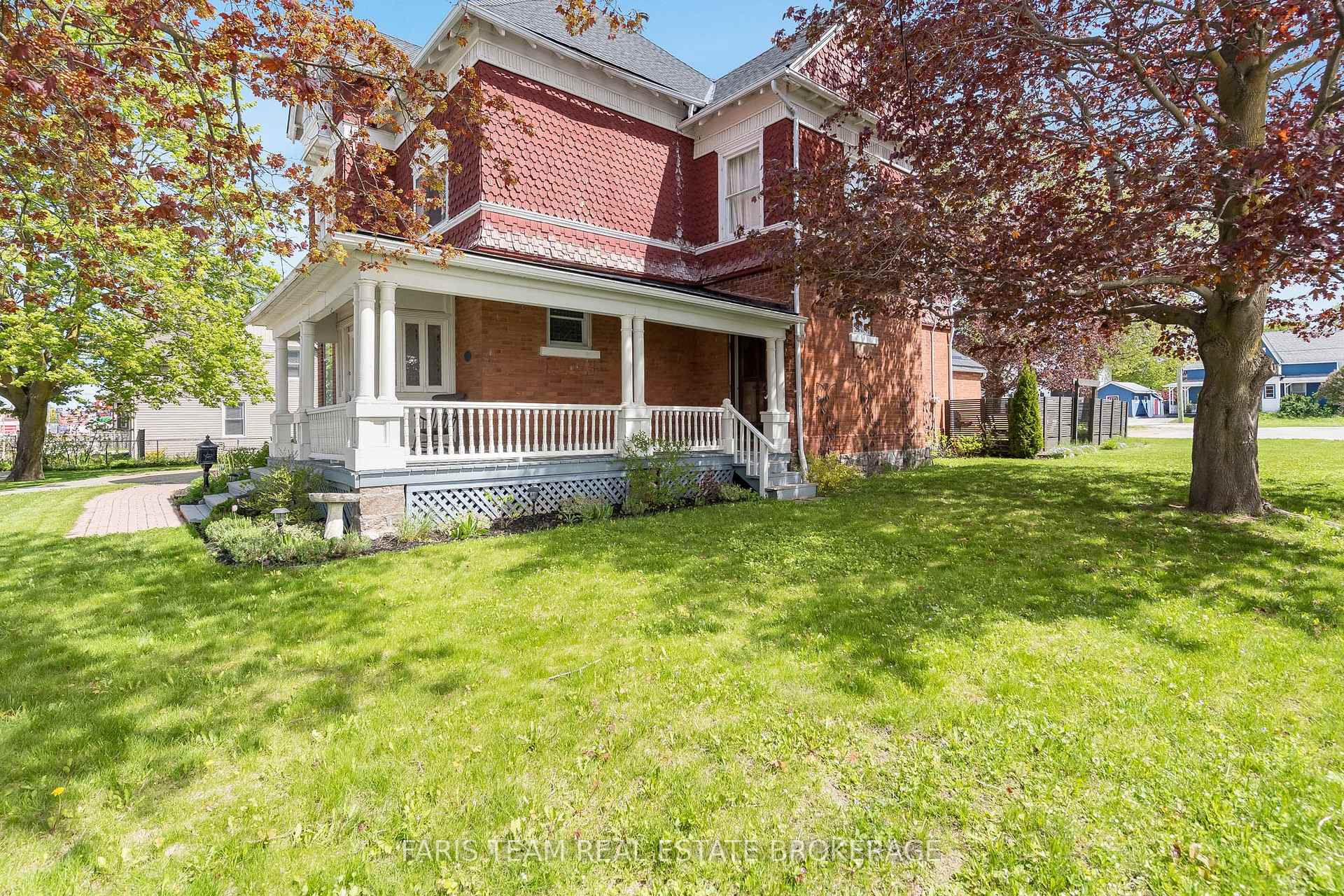 Photo 27 of 23 Yonge Street S, Springwater, Elmvale — HOMEH